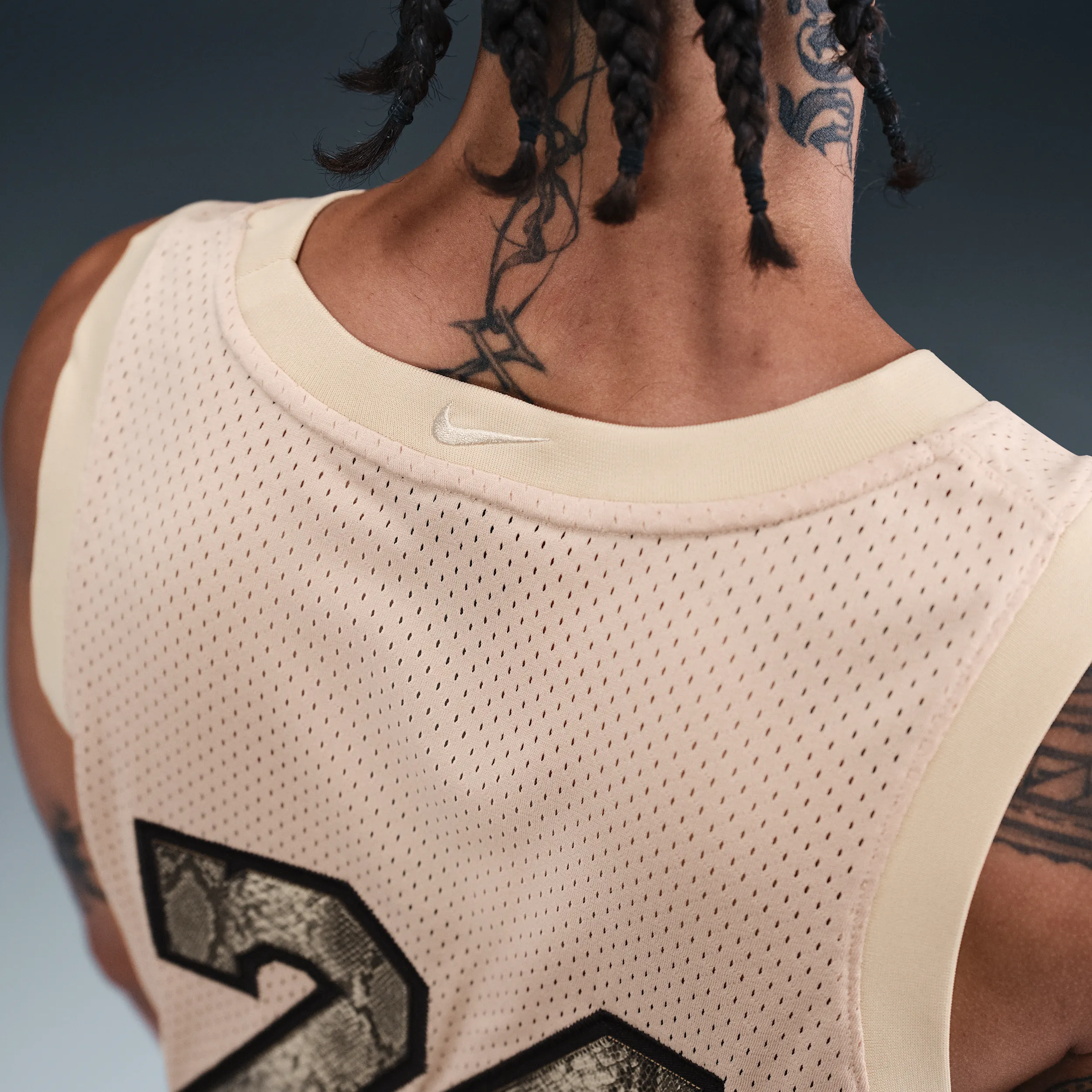 baa28a_Nike-Kobe-Basketball-Jersey_SANDDRIFT_IB2711-126_img2