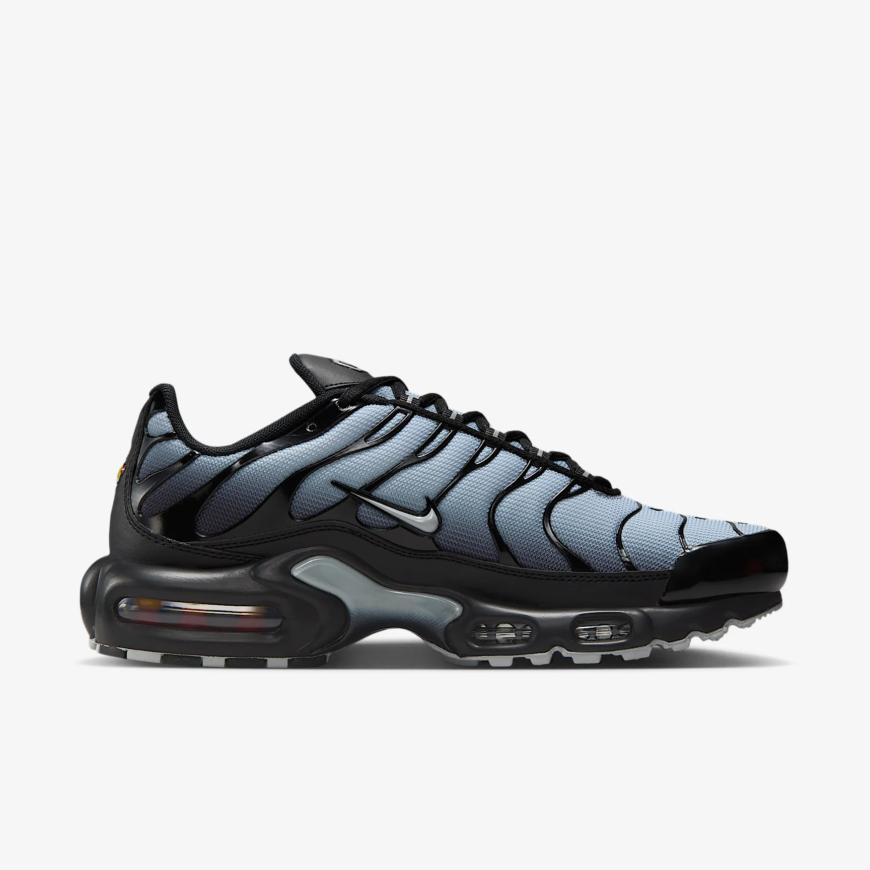 000000_Nike-Air-Max-Plus-SE-WMNS_BLACK-METALLIC-SILVER_IO0657-001_img2