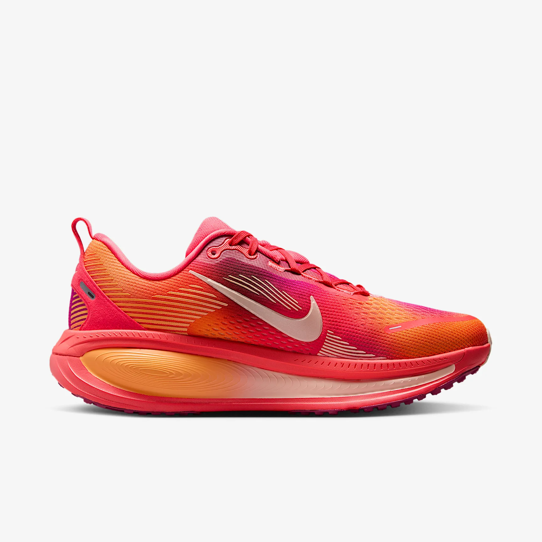 DA3E3A_Nike-Vomero-18-SE_EMBER-GLOW_HQ2585-800_img2