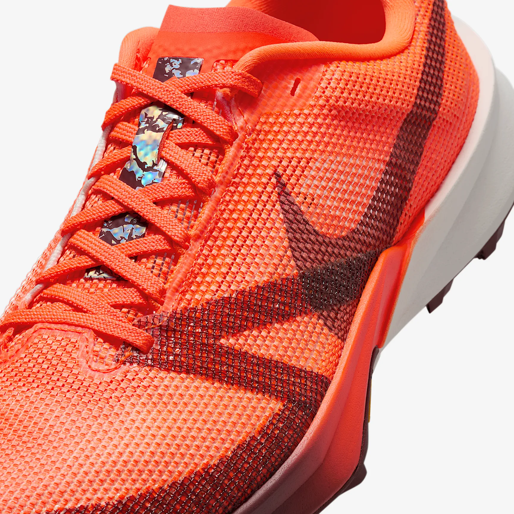 EF2914_Nike-Kiger-10_HYPER-CRIMSON_FV3929-800_img6