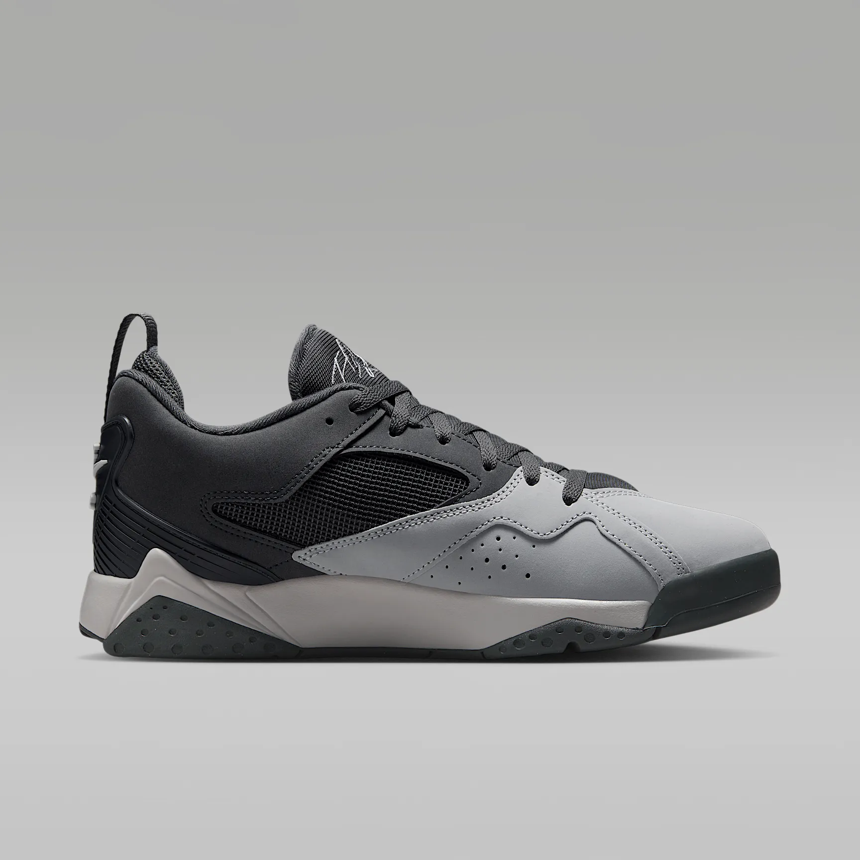353538_Air-Jordan-MVP-92_ANTHRACITE-WOLF_HQ3950-001_img2
