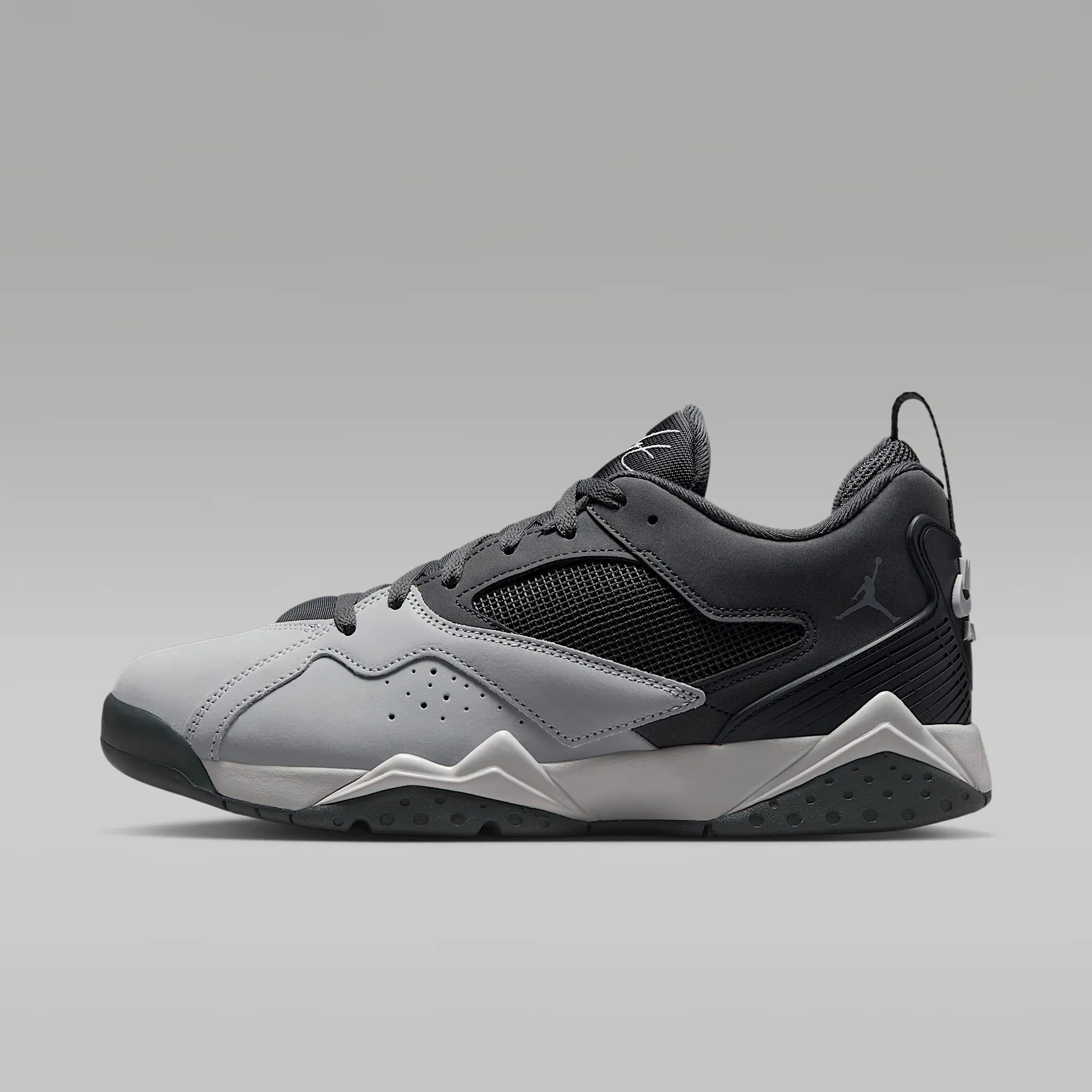 353538_Air-Jordan-MVP-92_ANTHRACITE-WOLF_HQ3950-001_img0
