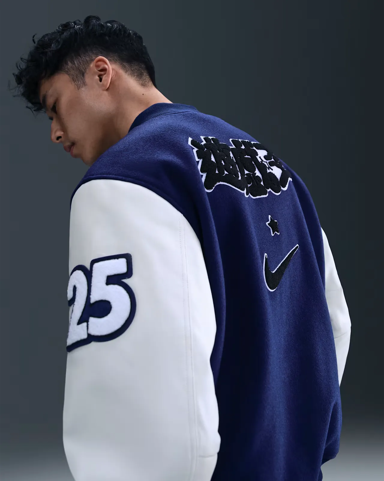0F1738_Yu-Gi-Oh!-x-Nike-Destroyer-Jacket_DOMINO-HIGH_IO7982-492_img1