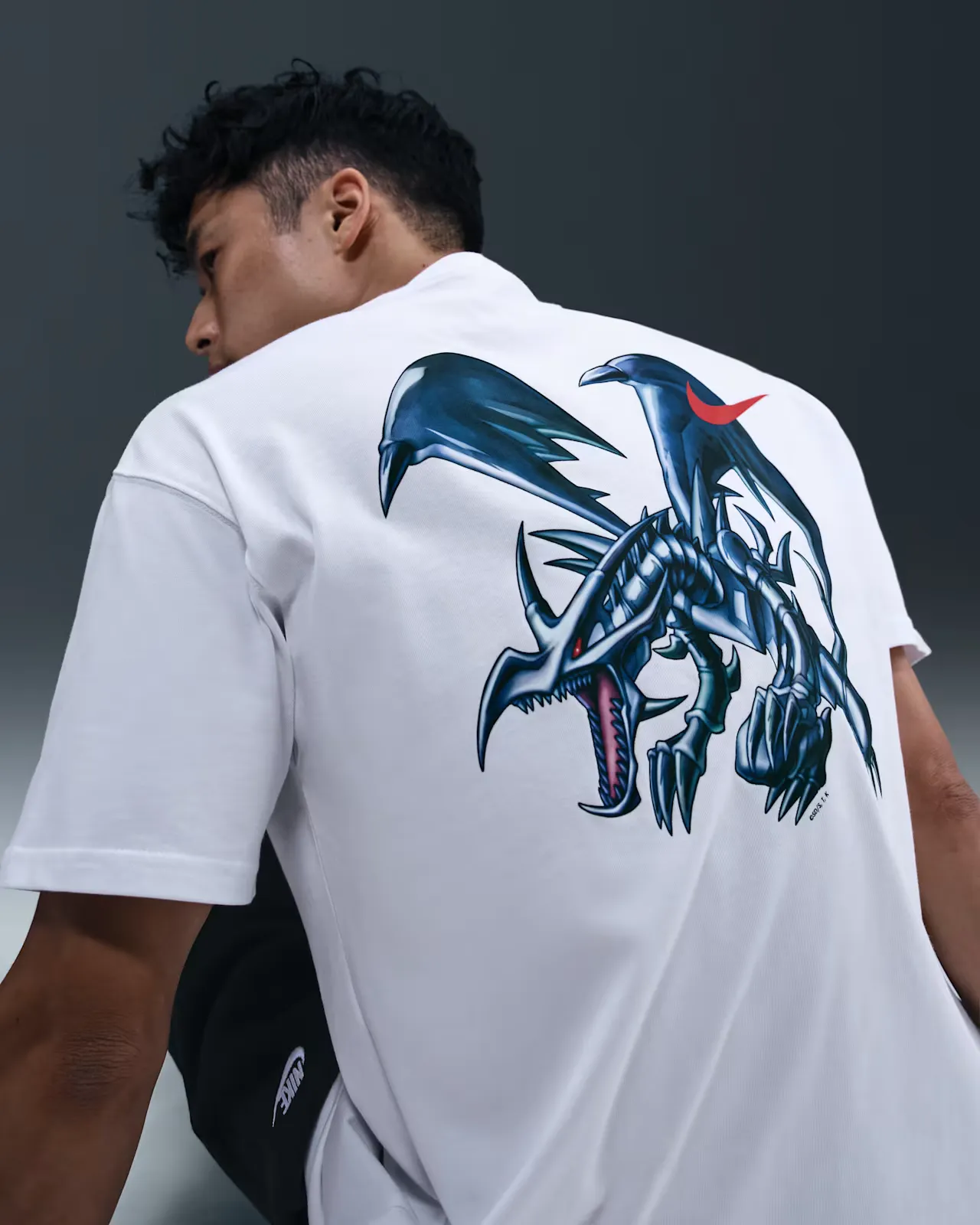 000000_Yu-Gi-Oh!-x-Nike-Solo-Swoosh-T-Shirt_WHITE_IO7985-100_img0