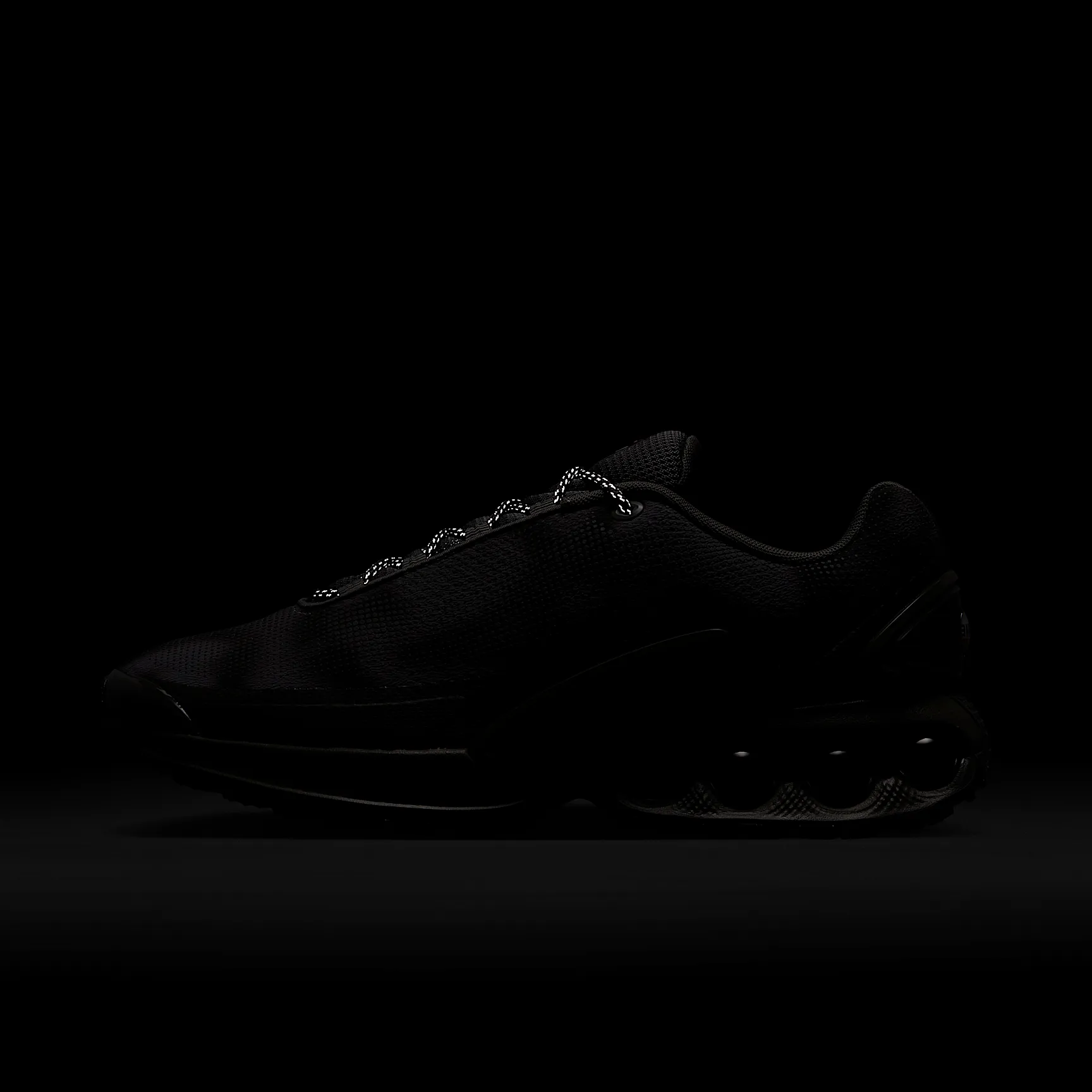 493F27_Nike-Air-Max-Dn_OLIVE-DARK-LODEN_IB4433-300_img8