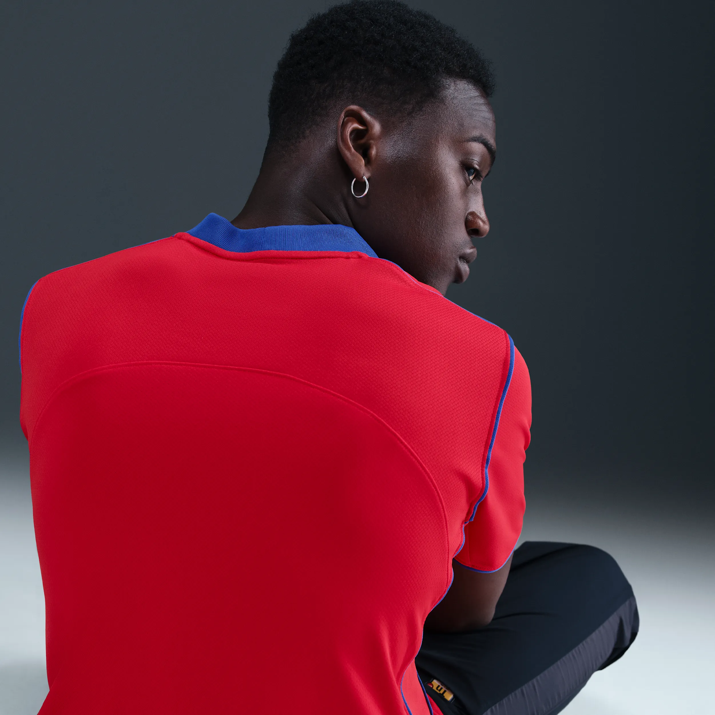 b80b30_PSG-x-Nike-Replica-Dri-FIT-Total-90-Jersey_STADIUM-THIRD_HJ4606-680_img2