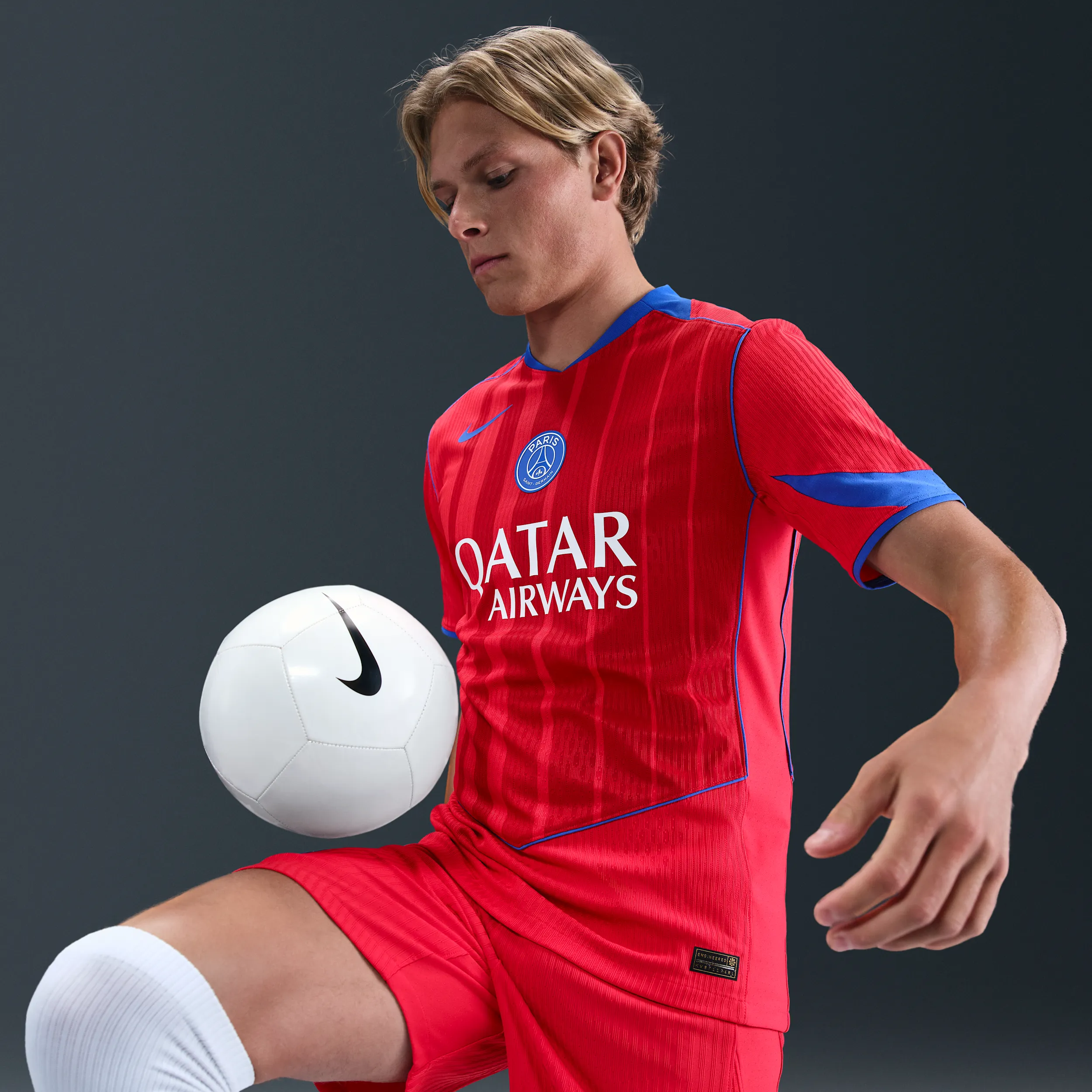 c60223_PSG-x-Nike-Authentic-Dri-FIT-ADV-Total-90-Jersey_MATCH-THIRD_HM3198-680_img3
