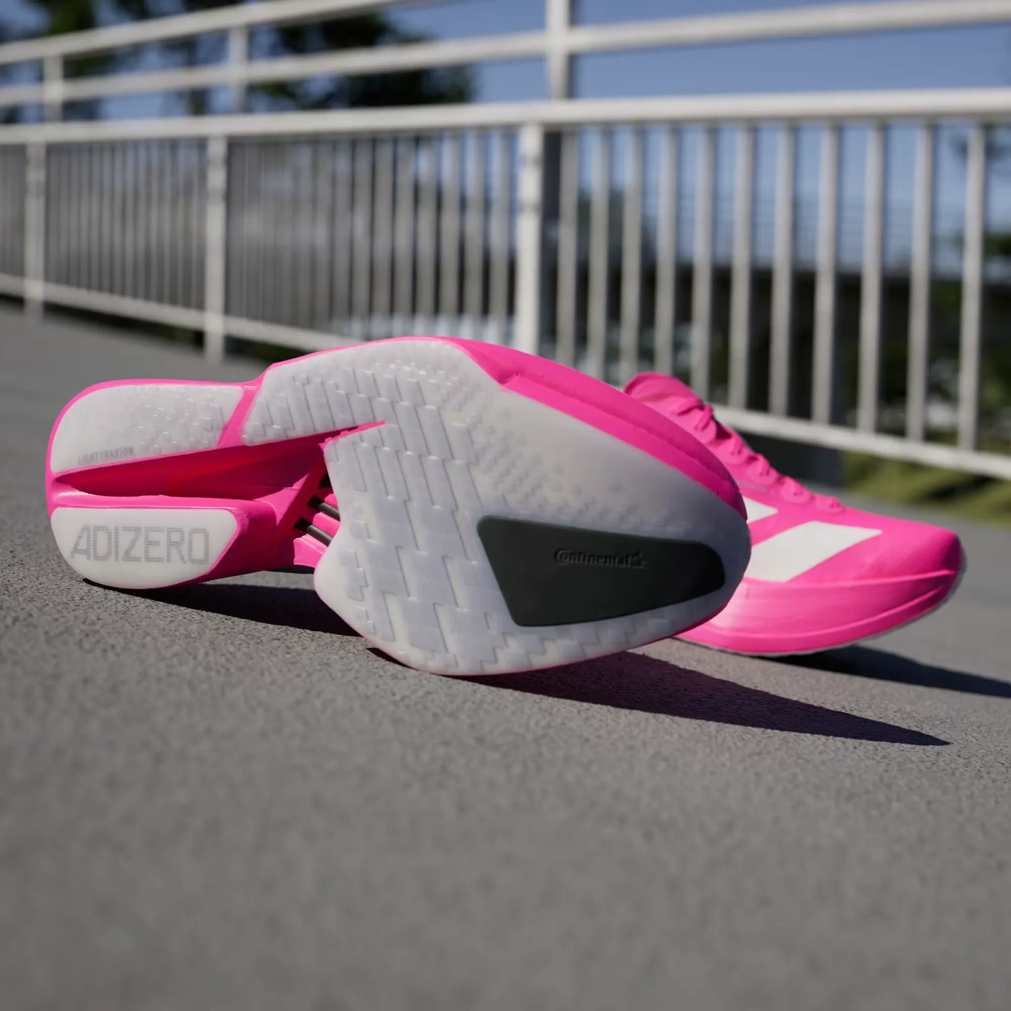 DF2D81_adidas-Adizero-Adios-Pro-4_SHOCK-PINK_JR1269_img1