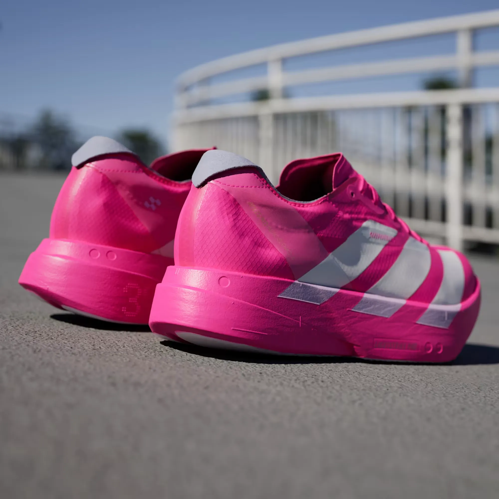DF2D81_adidas-Adizero-Adios-Pro-4_SHOCK-PINK_JR1269_img3