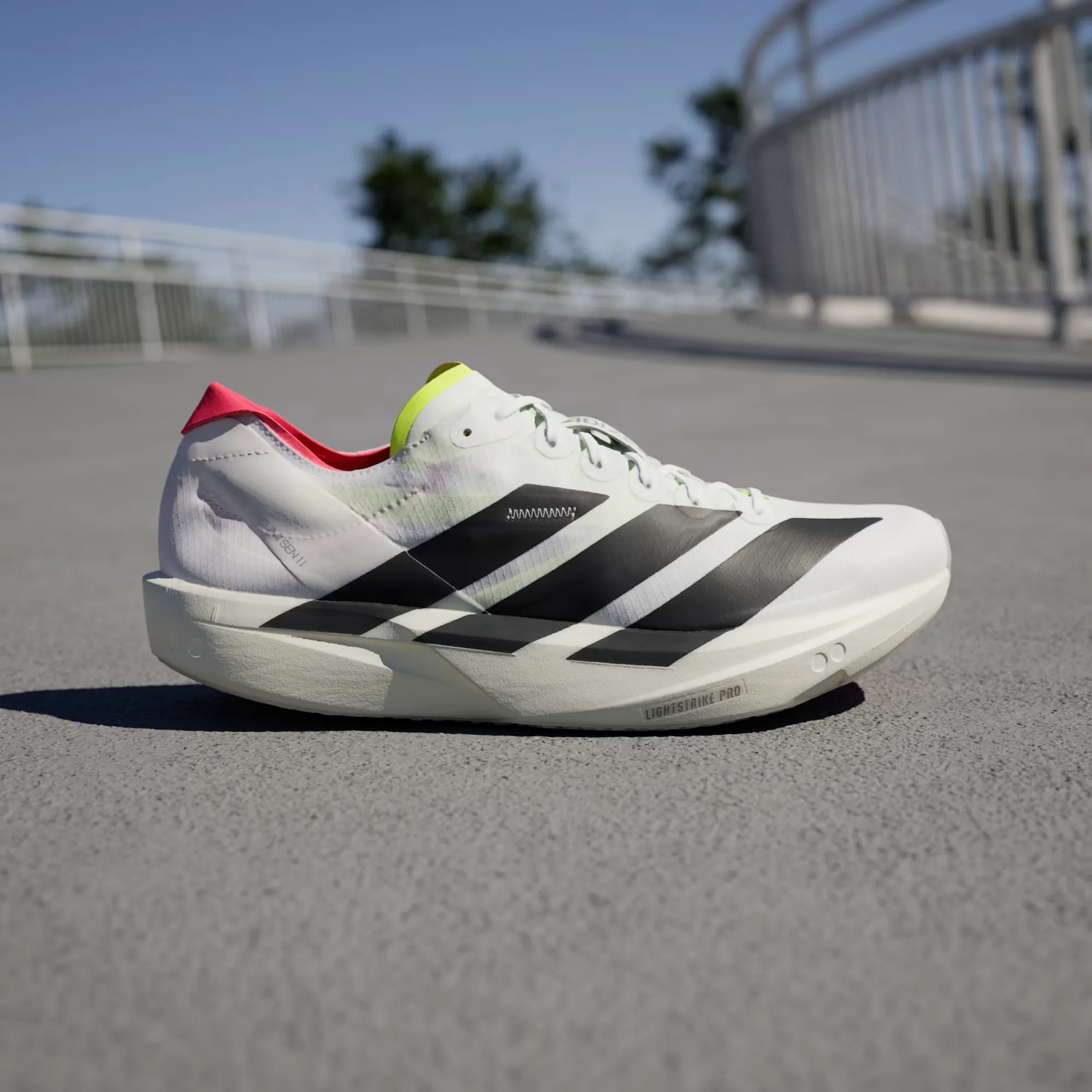 E6E6E6_adidas-Adizero-Takumi-Sen-11_CLOUD-WHITE_JH8659_img0