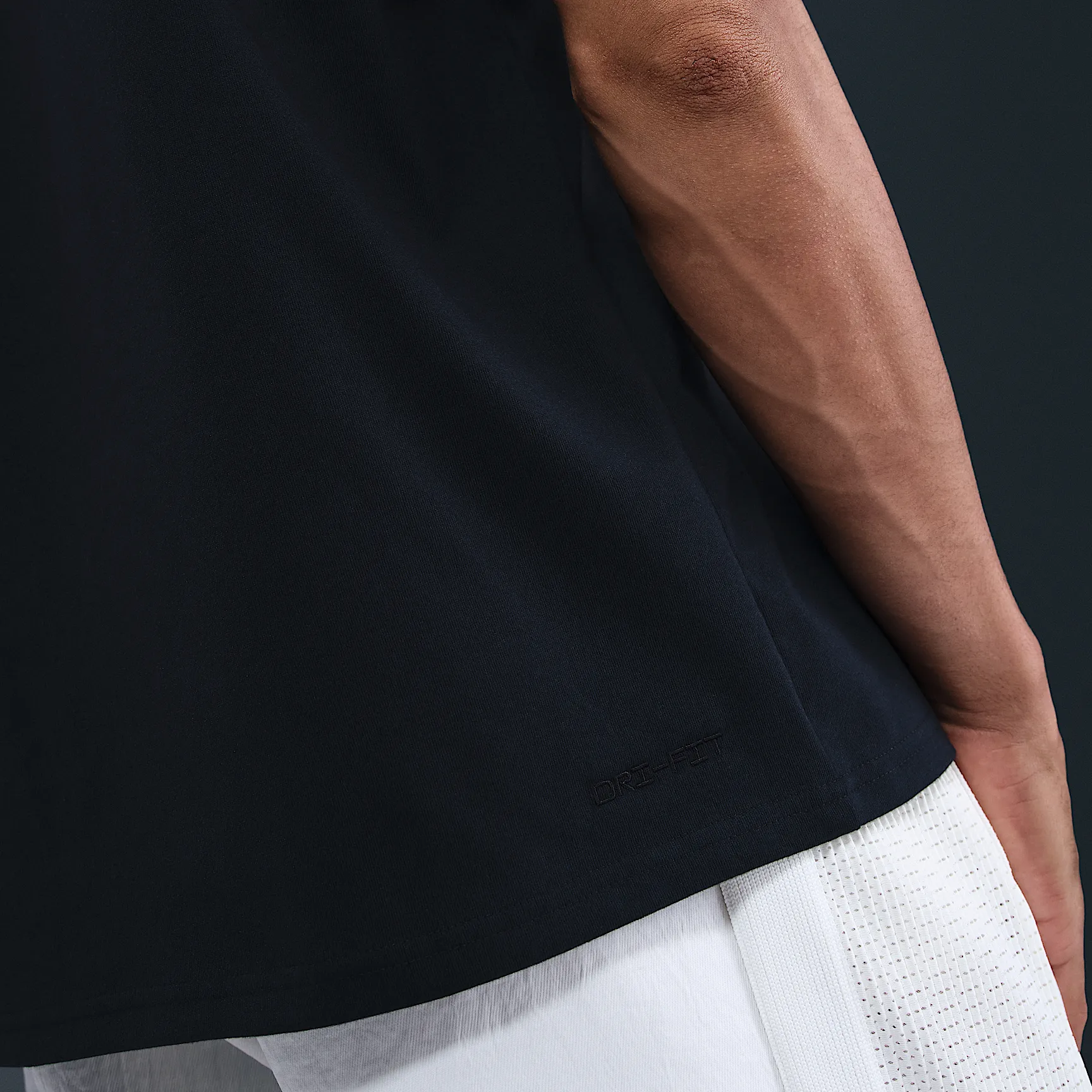 000000_Nike-Kobe-Dri-FIT-Basketball-T-Shirt_BLACK_IM0318-010_img3