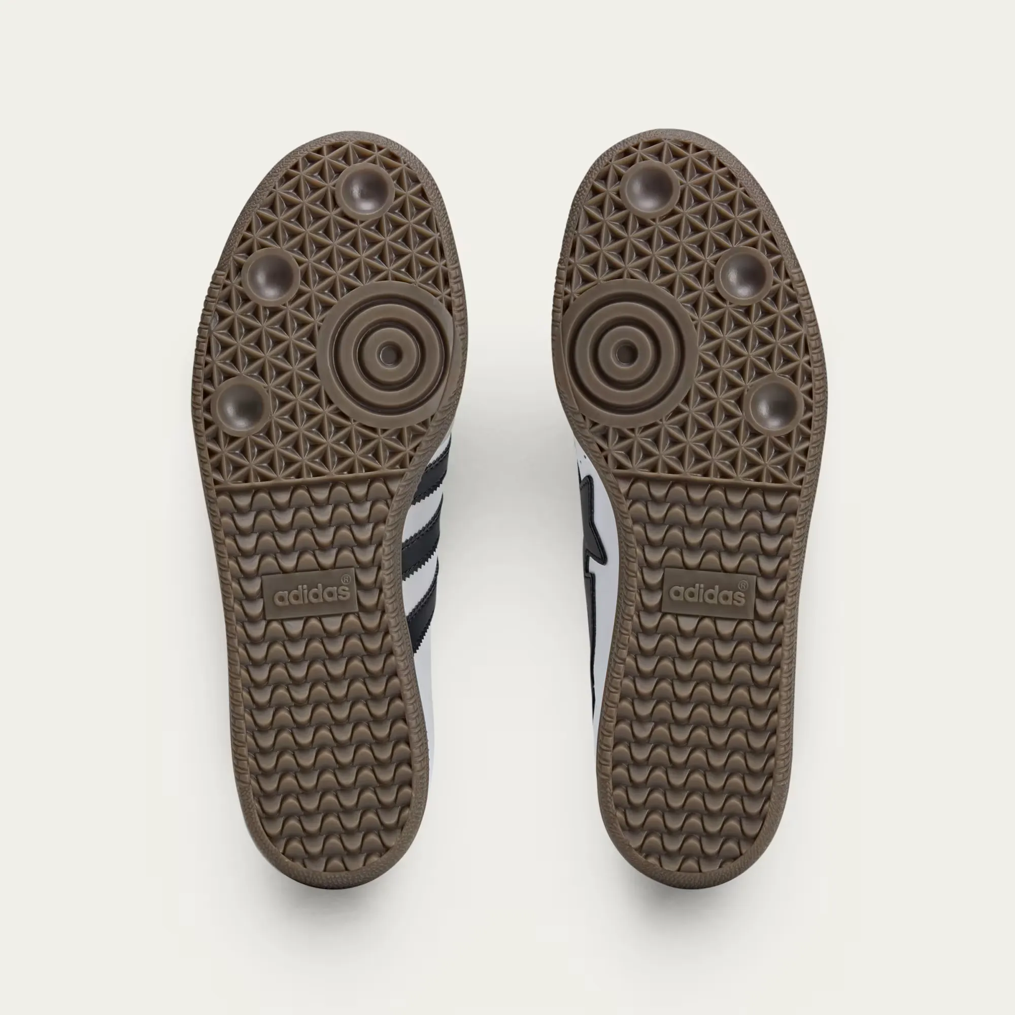 E5E5E5_Bape-x-adidas-Samba_CLOUD-WHITE_JR9245_img2