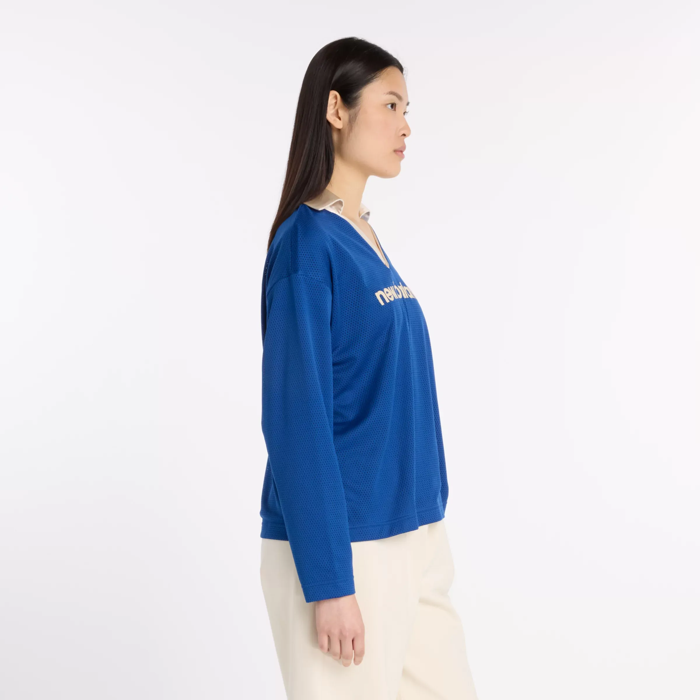 134B95_New-Balance-Mesh-Jersey-Long-Sleeve-WMNS_GALAXY-BLUE_WT53530GAB_img3