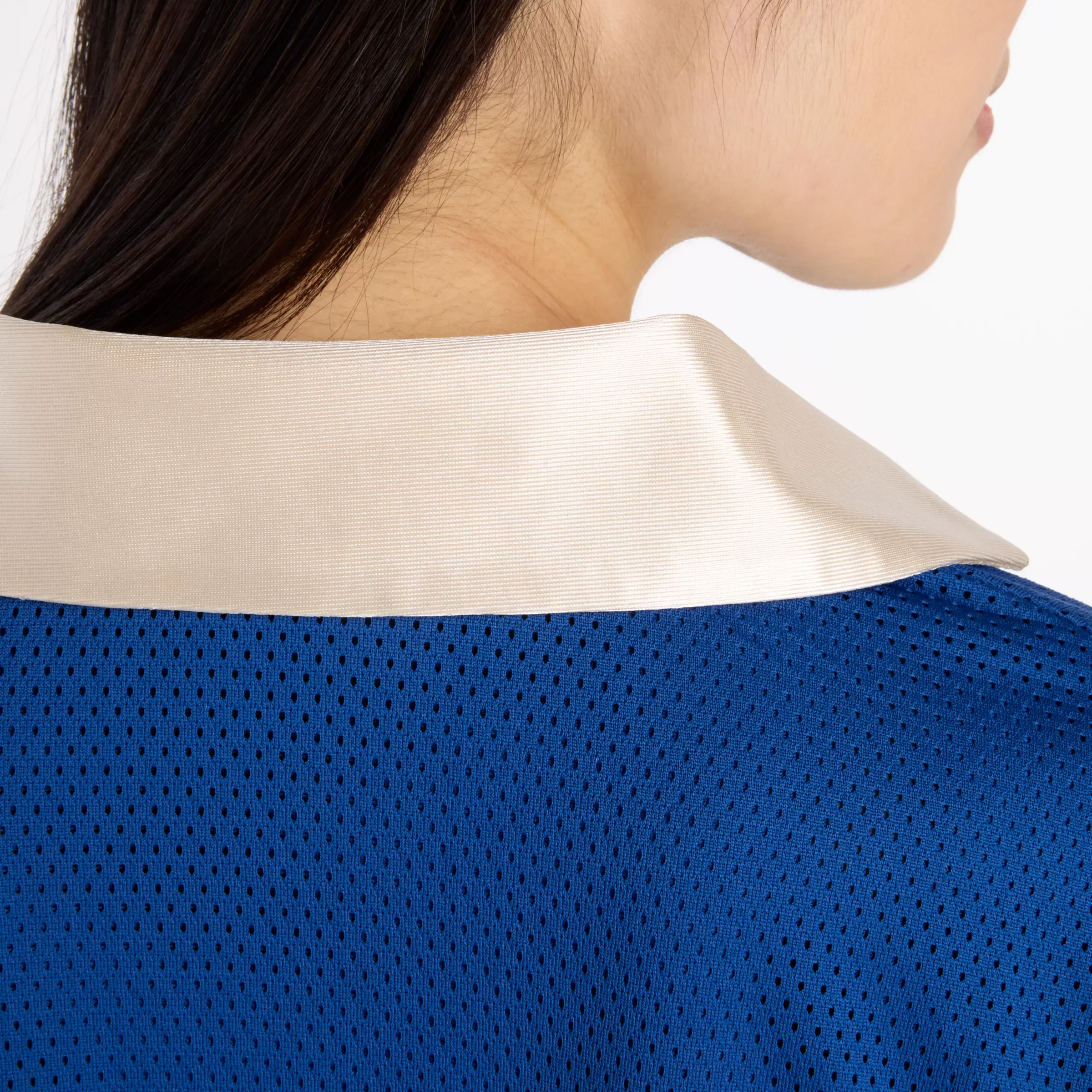 134B95_New-Balance-Mesh-Jersey-Long-Sleeve-WMNS_GALAXY-BLUE_WT53530GAB_img4