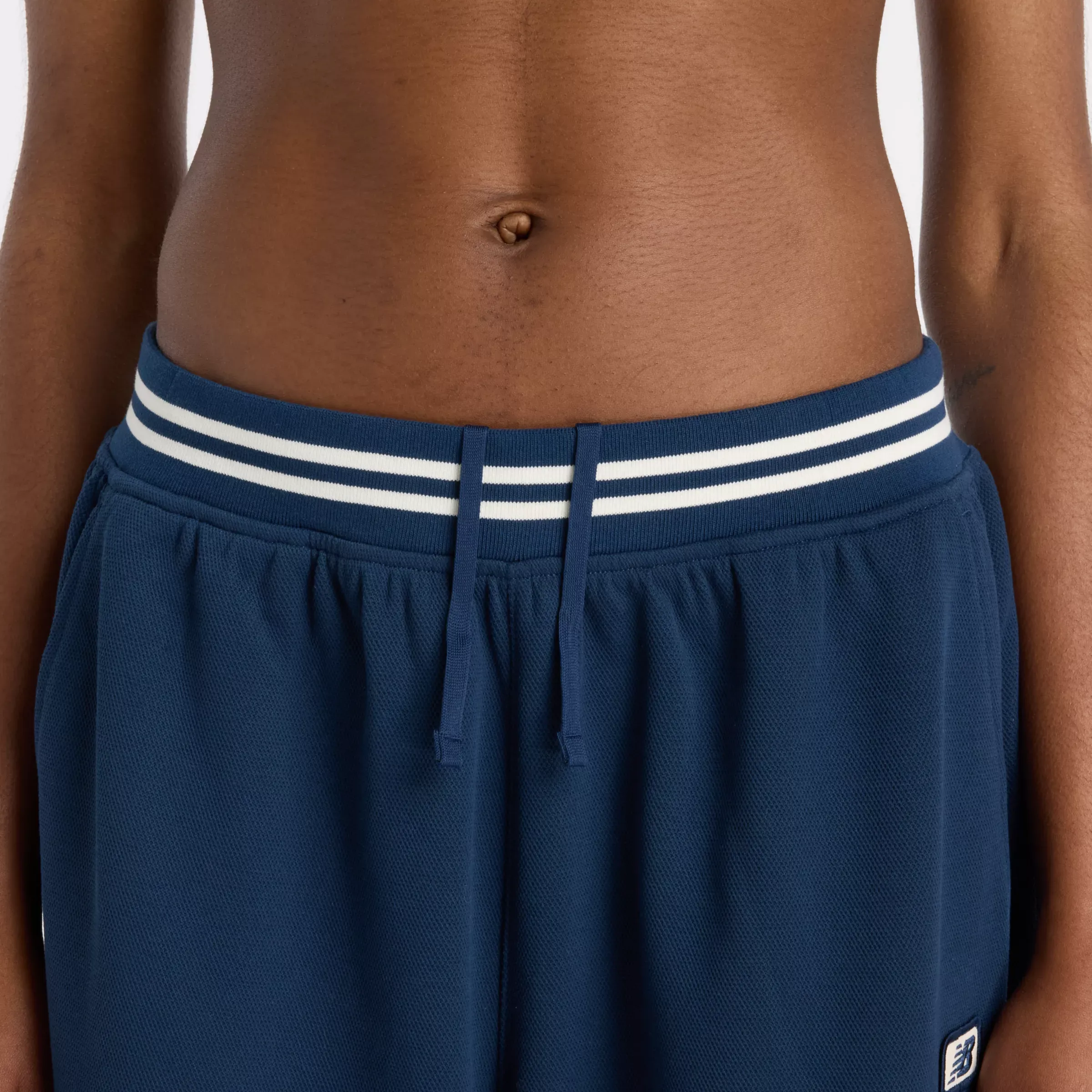 1B304A_New-Balance-Post-Season-Pique-Track-Pant-WMNS_NAVY_WP53501NNY_img2