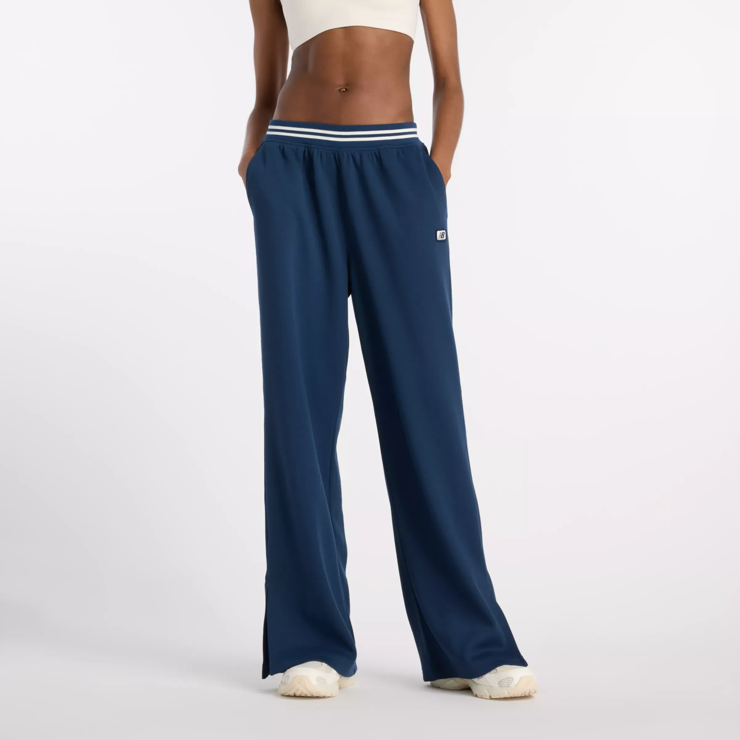 1B304A_New-Balance-Post-Season-Pique-Track-Pant-WMNS_NAVY_WP53501NNY_img0