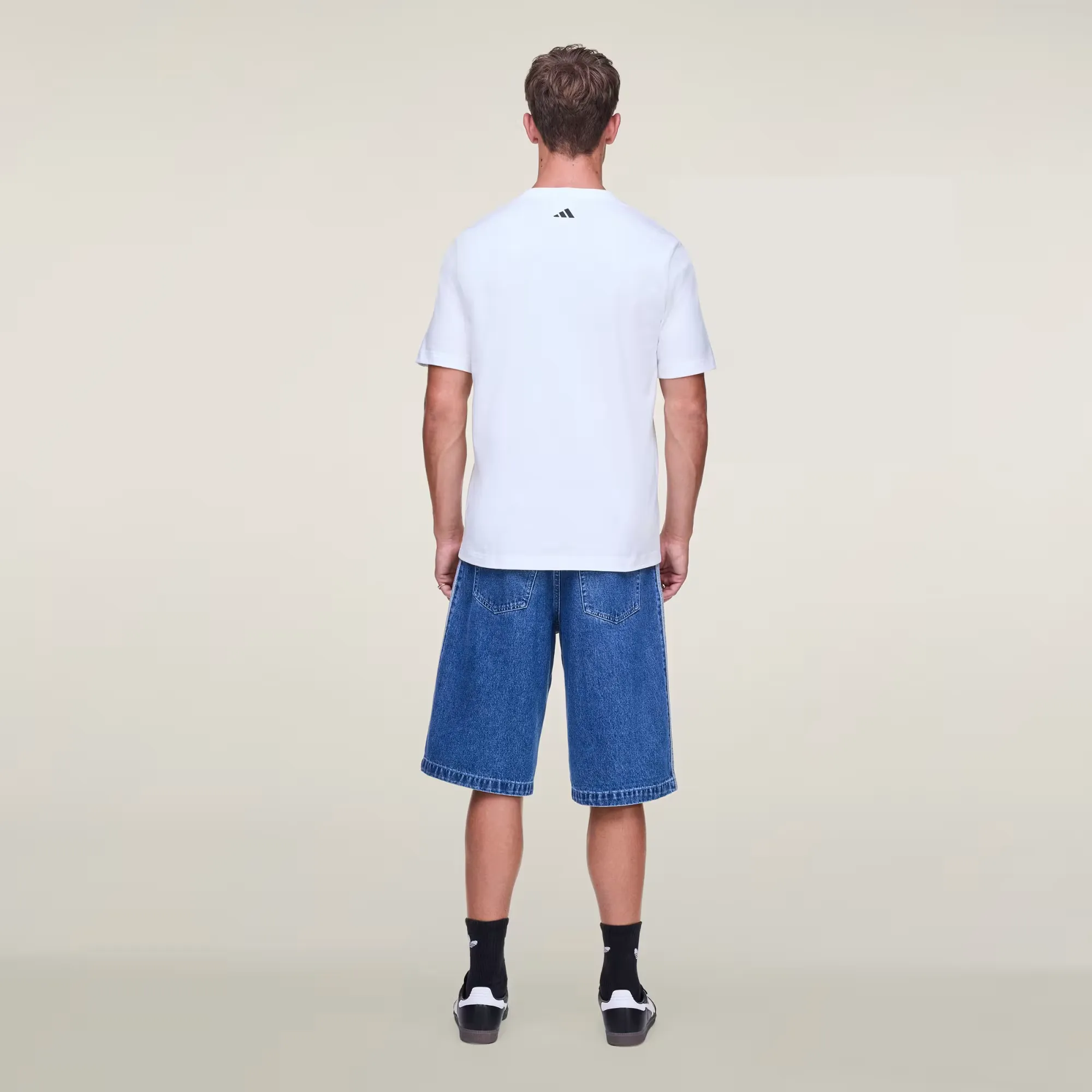 000000_BAPE-x-adidas-SSL-Milo-T-shirt_WHITE_JZ7392_img4