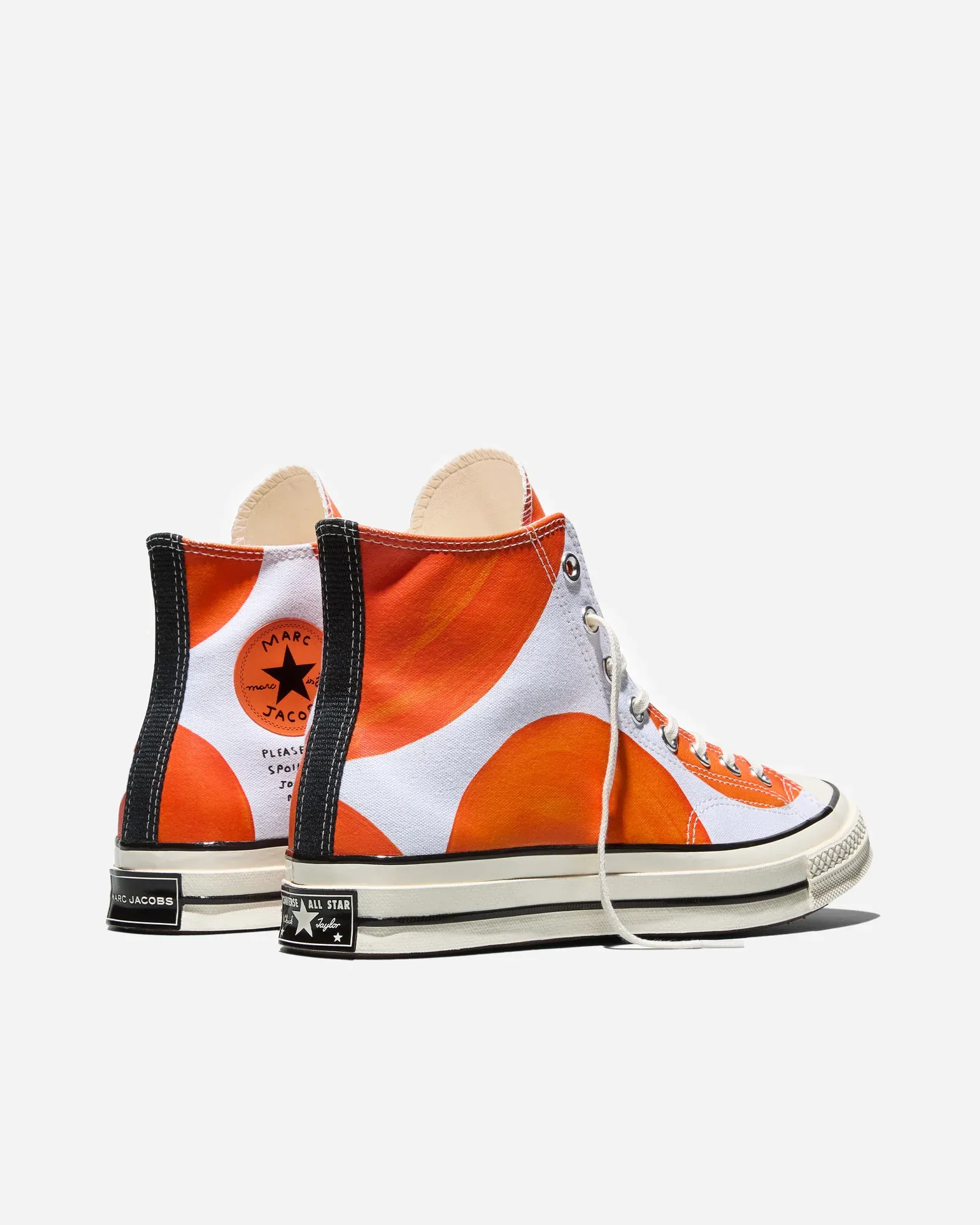 E75D27_Converse-x-Marc-Jacobs-Chuck-70_WHITE-MANDARIN-ORANGE_A19269C_img2
