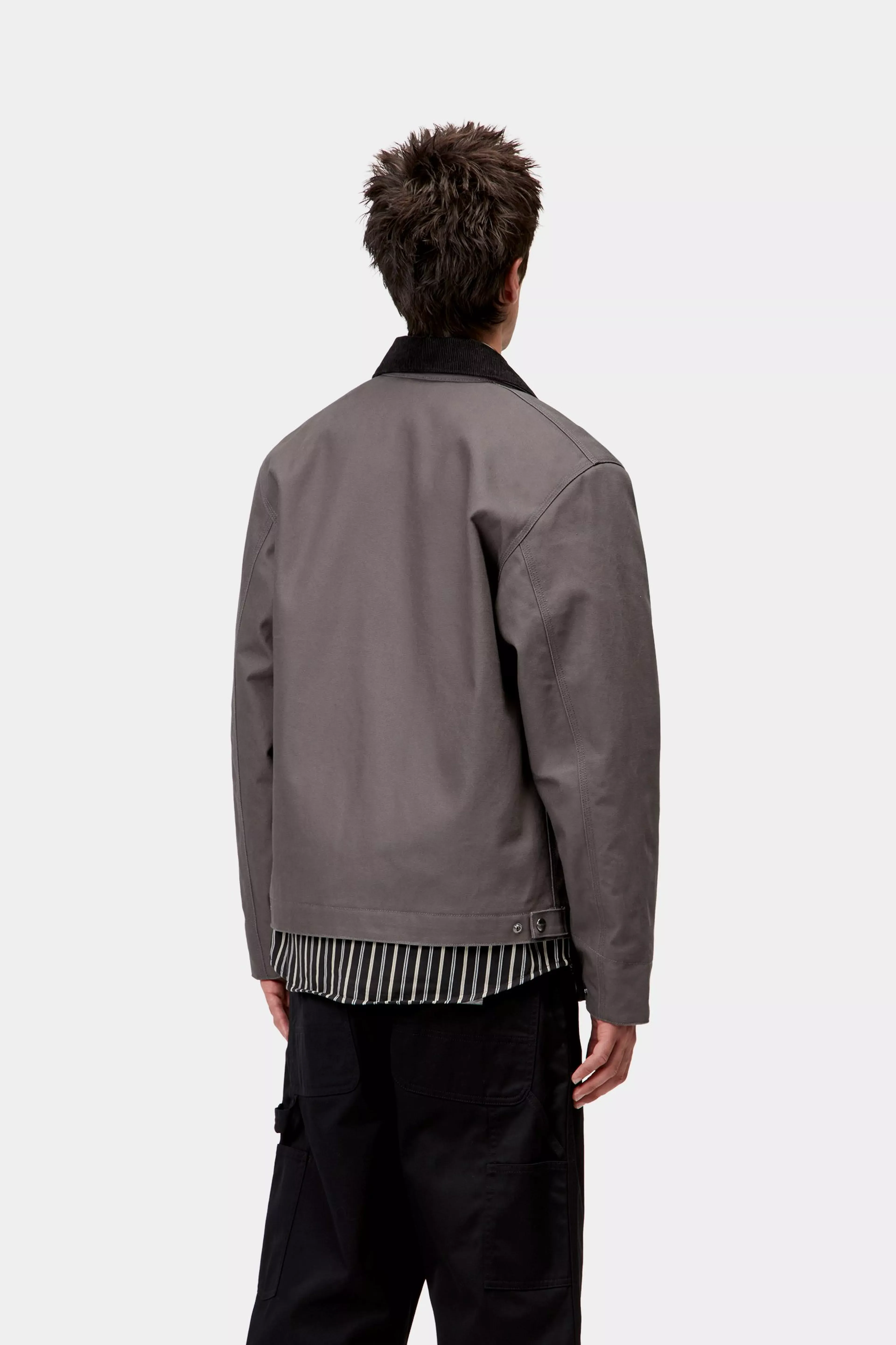5D5250_Carhartt-WIP-Detroit-Jacket-Winter_GRAPHITE_I0152643CL01_img1