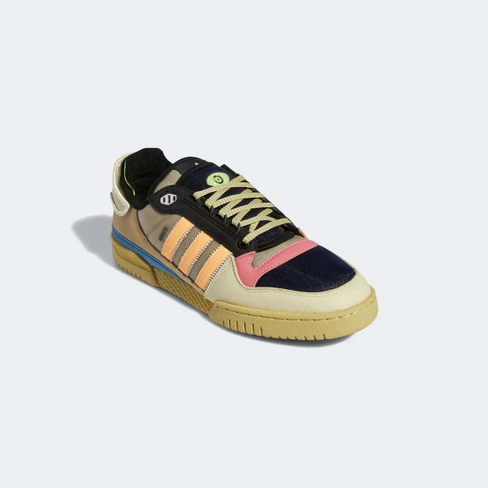 D2B009_Bad-Bunny-x-Adidas-Forum-Powerphase_BENITO_GZ2009_img4