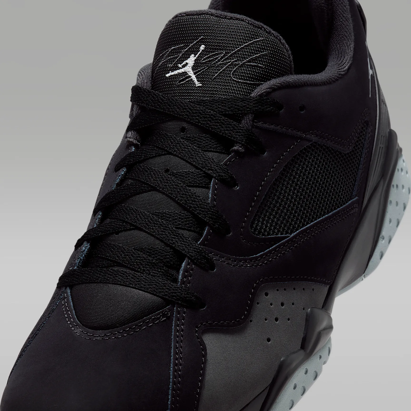 000000_Nike-Air-Jordan-MVP-92_BLACK_HQ3950-002_img6