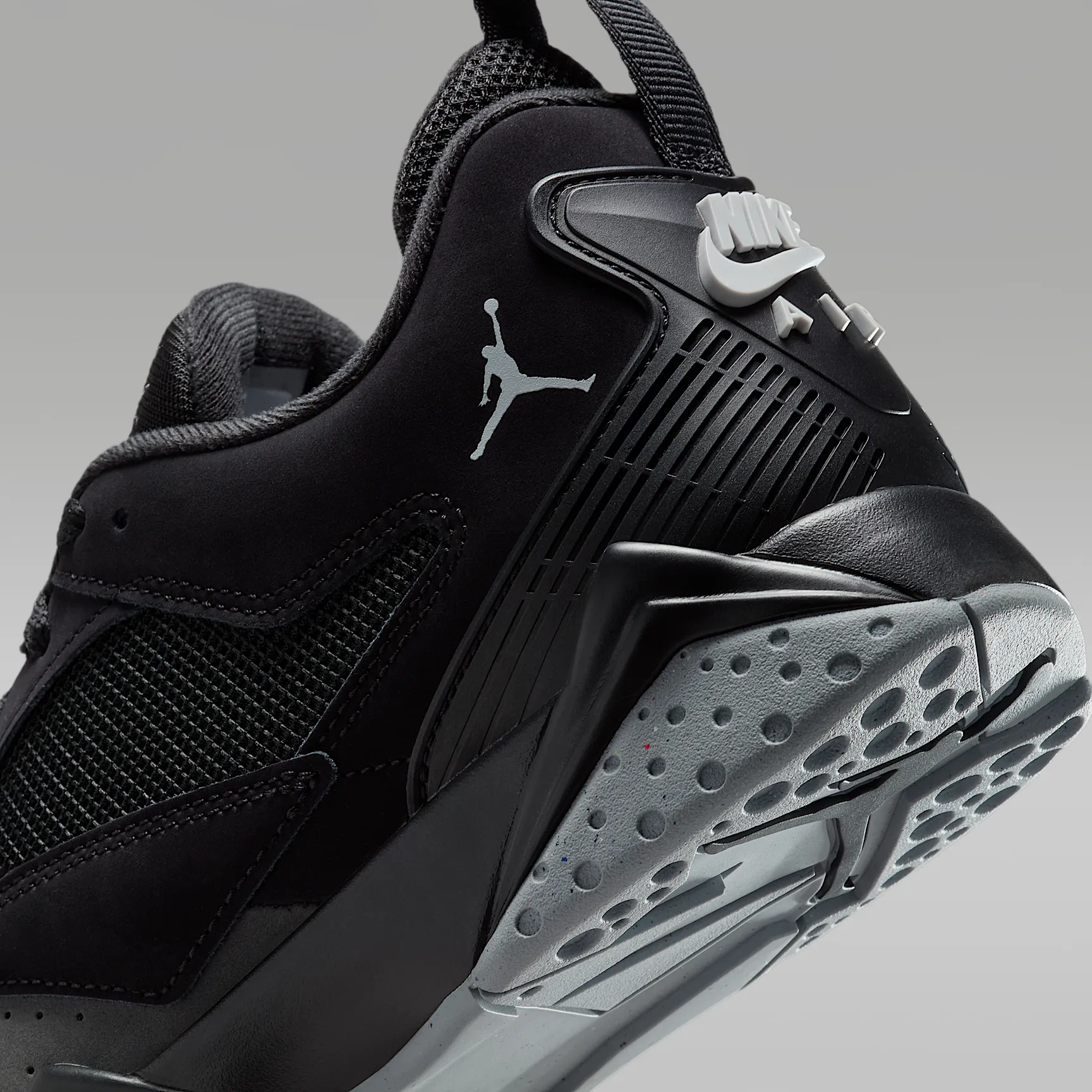 000000_Nike-Air-Jordan-MVP-92_BLACK_HQ3950-002_img7