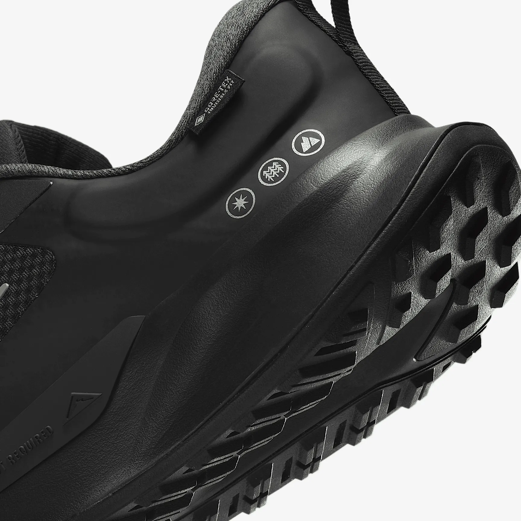 000000_Nike-Juniper-Trail-2-Gore-Tex_BLACK-COOL-GREY_HM9734-001_img7