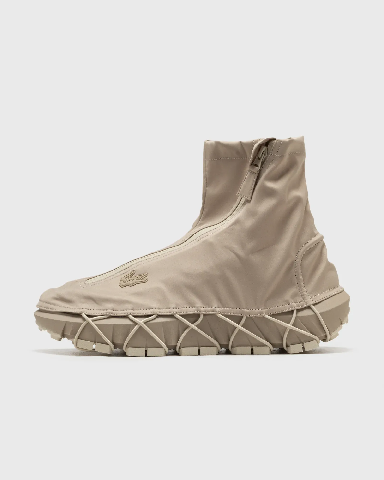 C7B6A3_Lacoste-Gaitor-Runway_BEIGE_50SMA0240-NN1_img0