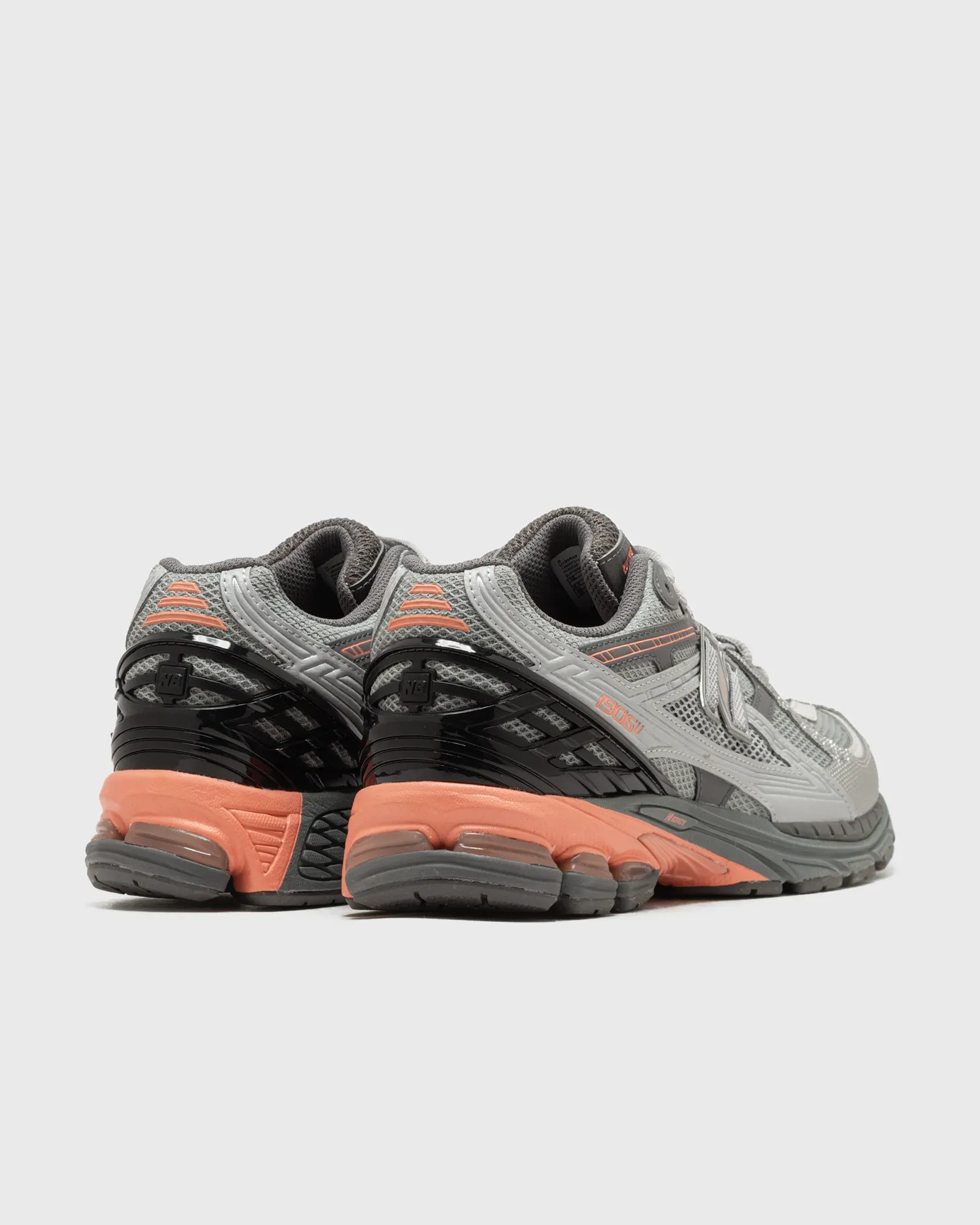 C0BDB4_BSTN-x-New-Balance-1906-10th-Anniversary-Exclusive_GREY-MATTER_U1906NF_img3