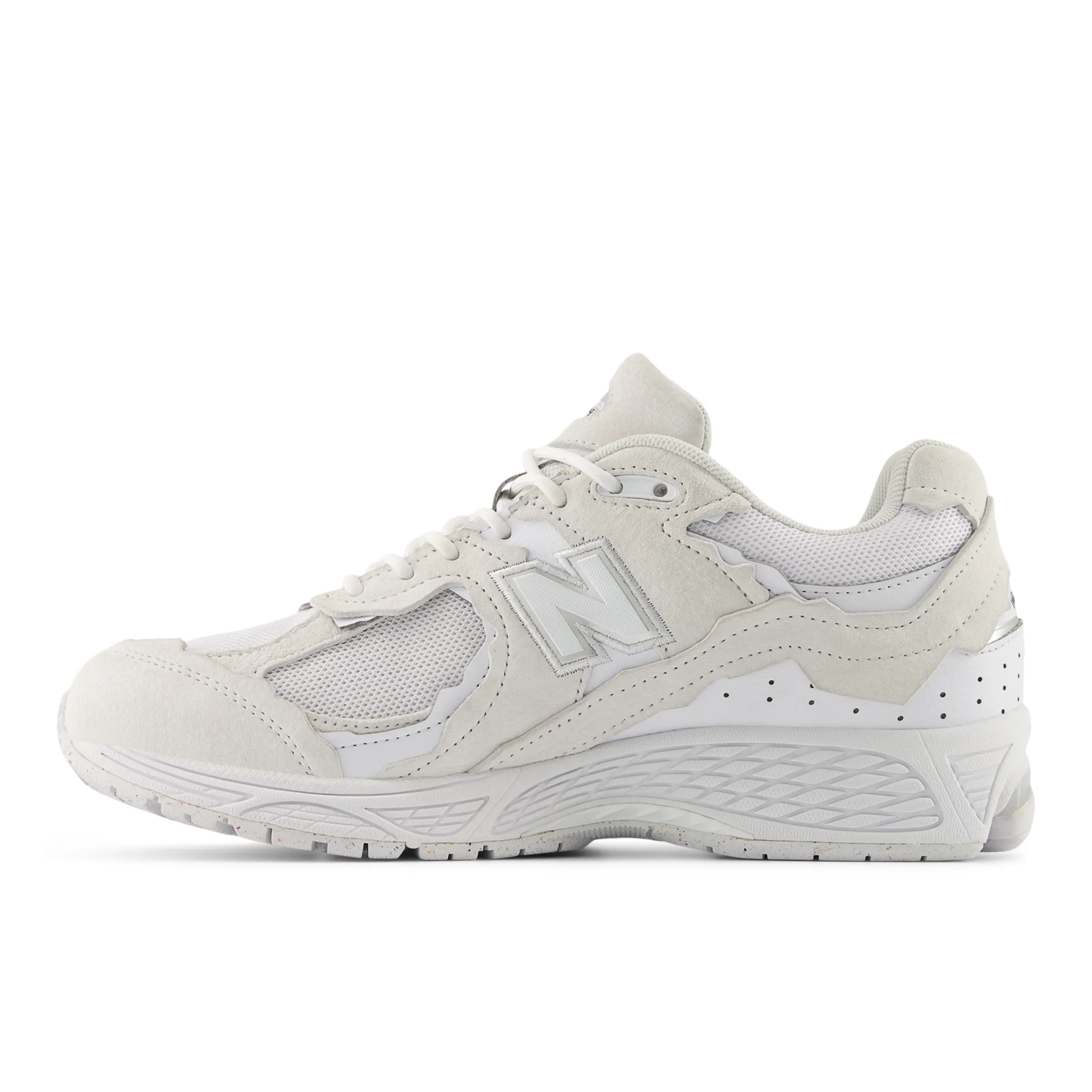 EAE6E1_New-Balance-2002DX-Protection-Pack_WHITE-REFLECTION_U2002DXA_img2