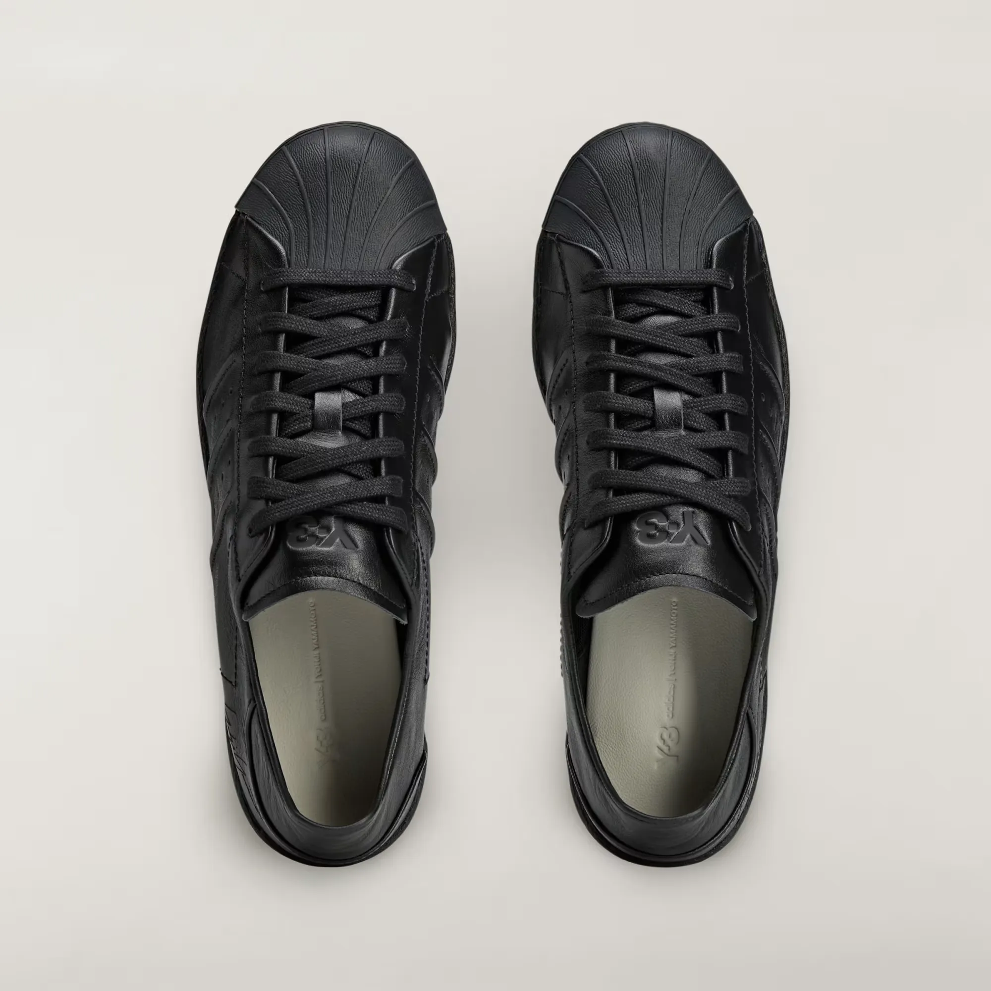 000000_adidas-Y-3-Superstar_BLACK_JR4217_img1