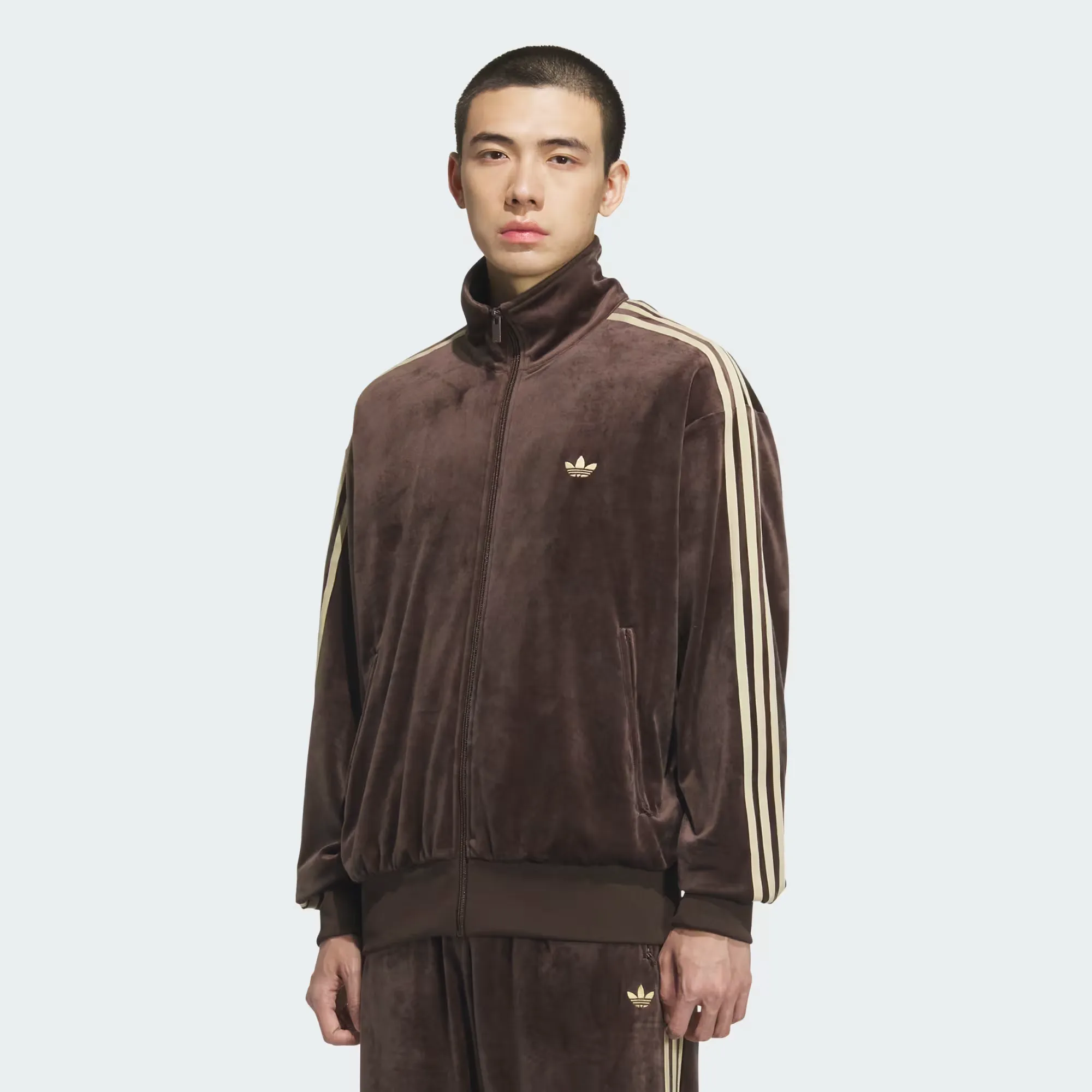 563D39_adidas-FB-TT-Velour-Track-Jacket_DARK-BROWN_KD9373_img1