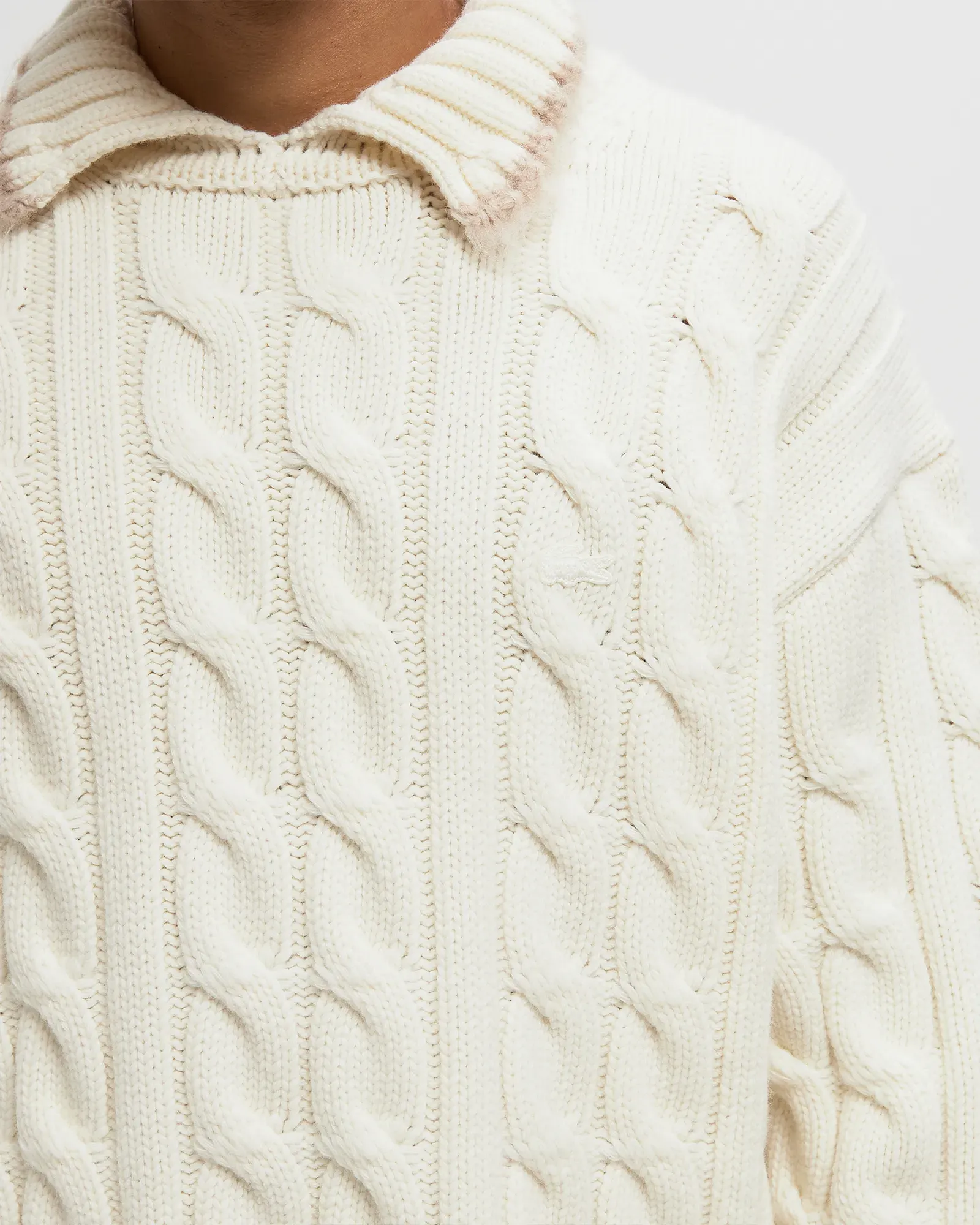 B5A188_Lacoste-Knitted-Sweater_FARINE_AH3731-70V_img3