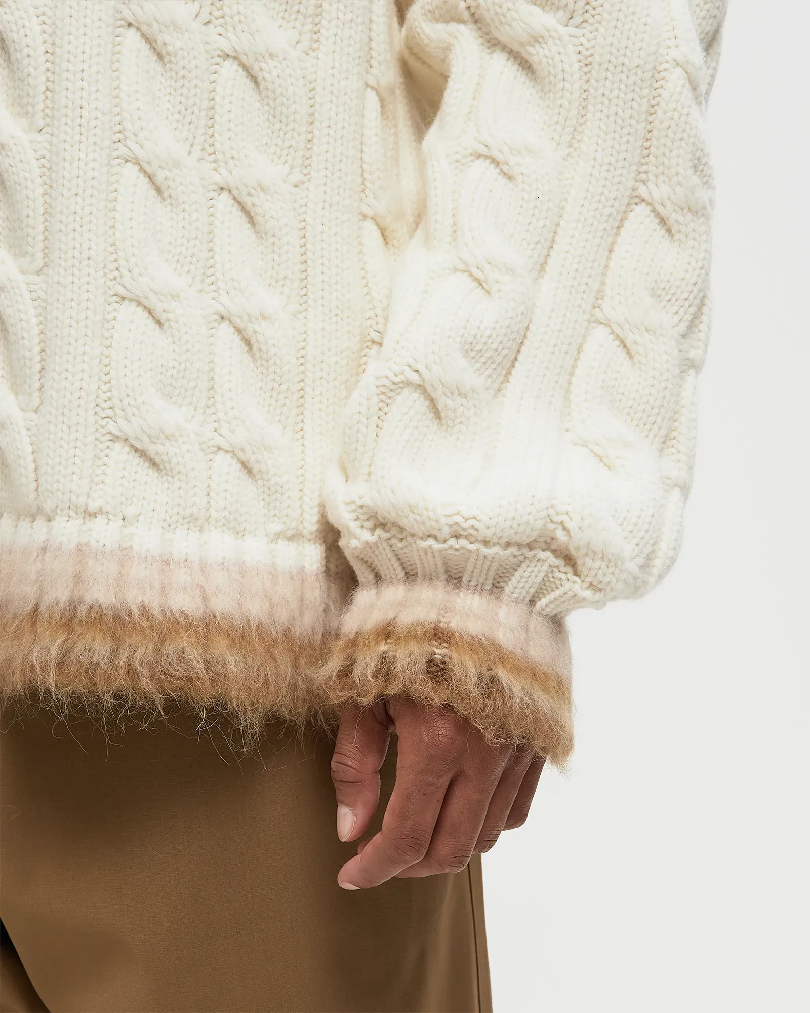 B5A188_Lacoste-Knitted-Sweater_FARINE_AH3731-70V_img4