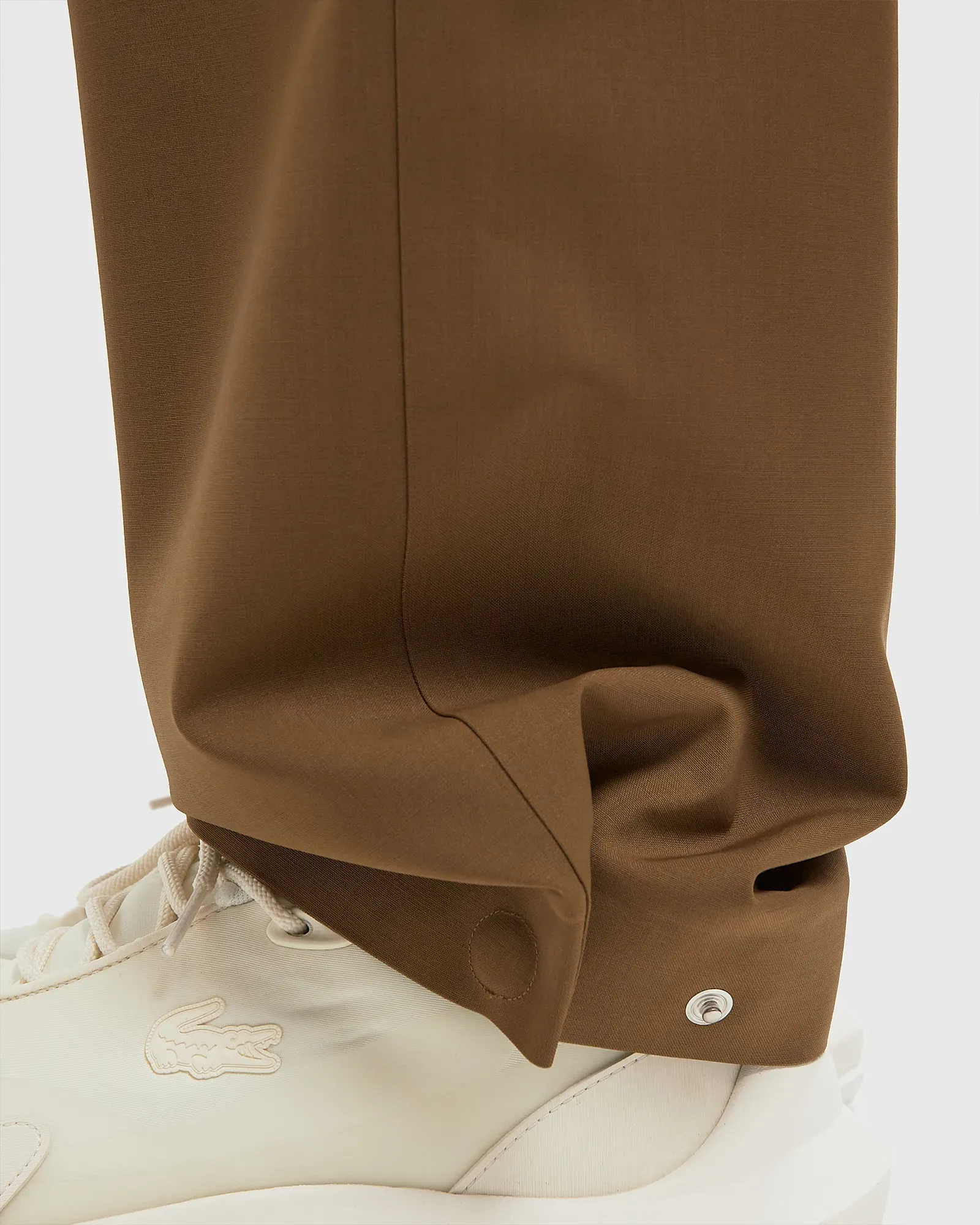 6D4E2F_Lacoste-Sweatpants_ELDERTON_XH3753-52I_img4