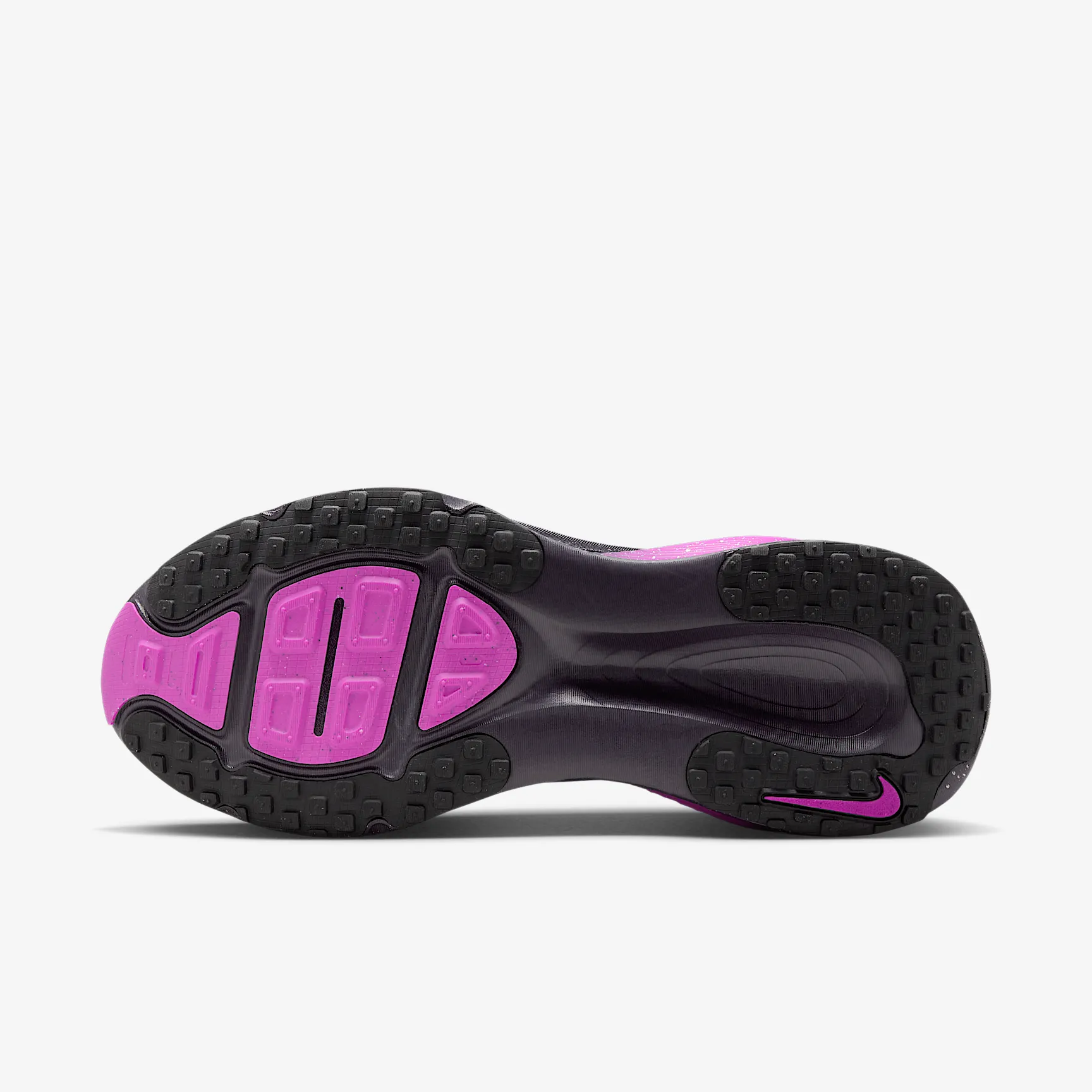 D165AC_Nike-Vomero-18-SE_OBSIDIAN-HYPER-VIOLET_HQ7986-400_img1