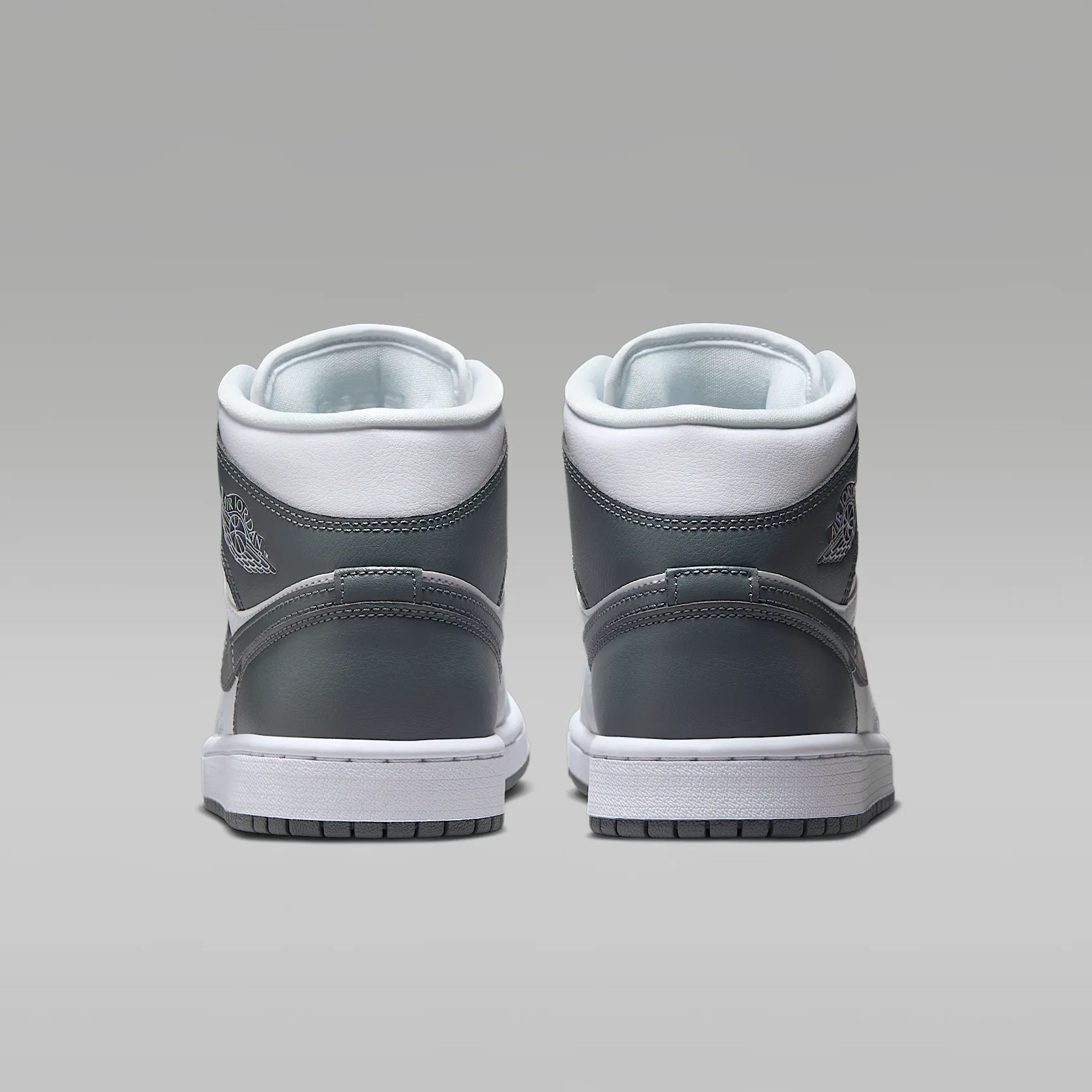 495558_Air-Jordan-1-Mid_WHITE-SMOKE-GREY_BQ6472-113_img5
