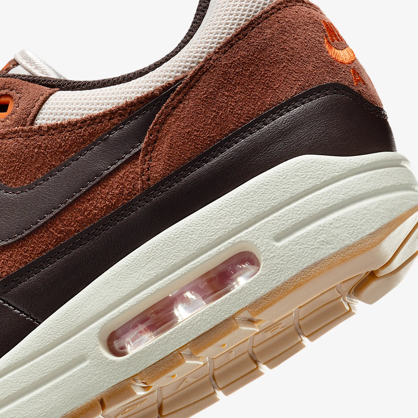754031_Nike-Air-Max-1-Essential_BROWN-ORANGE_FZ5808-108_img7