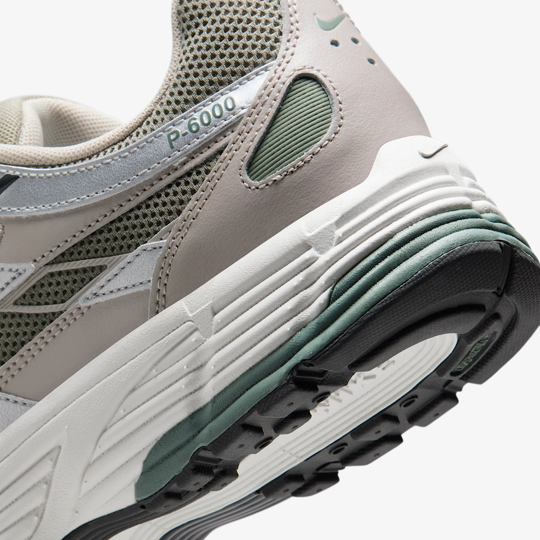 978E8D_Nike-P-6000_CREAM-ANTHRACITE-SILVER_CD6404-203_img7