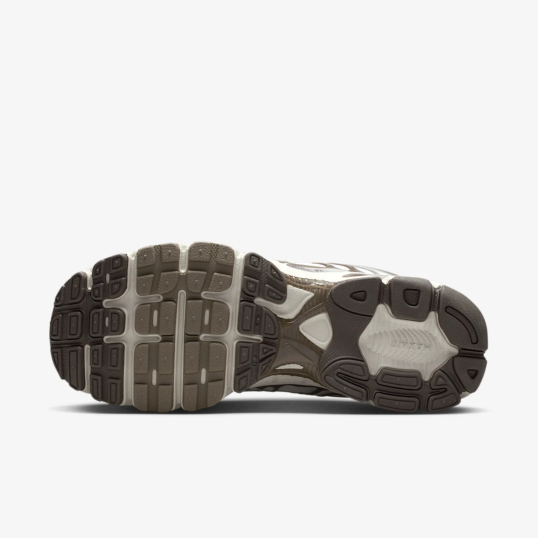 59514D_Nike-Air-Max-Moto-2K-WMNS_SILVER-BAROQUE-BROWN_IO1915-030_img1