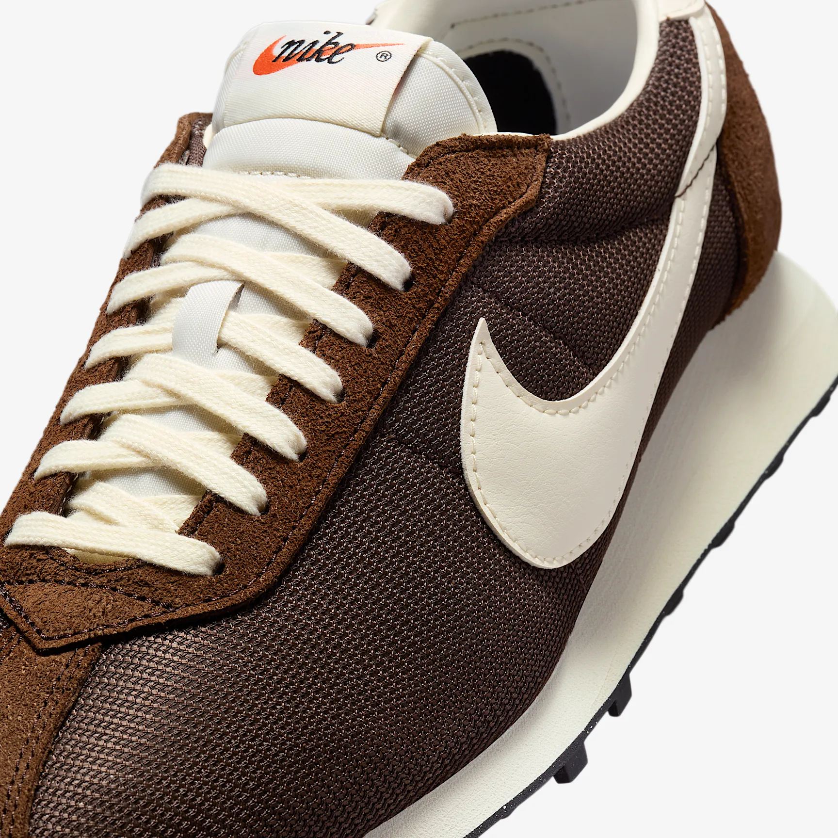 67422C_Nike-LD-1000_BAROQUE-BROWN_HJ4687-201_img6