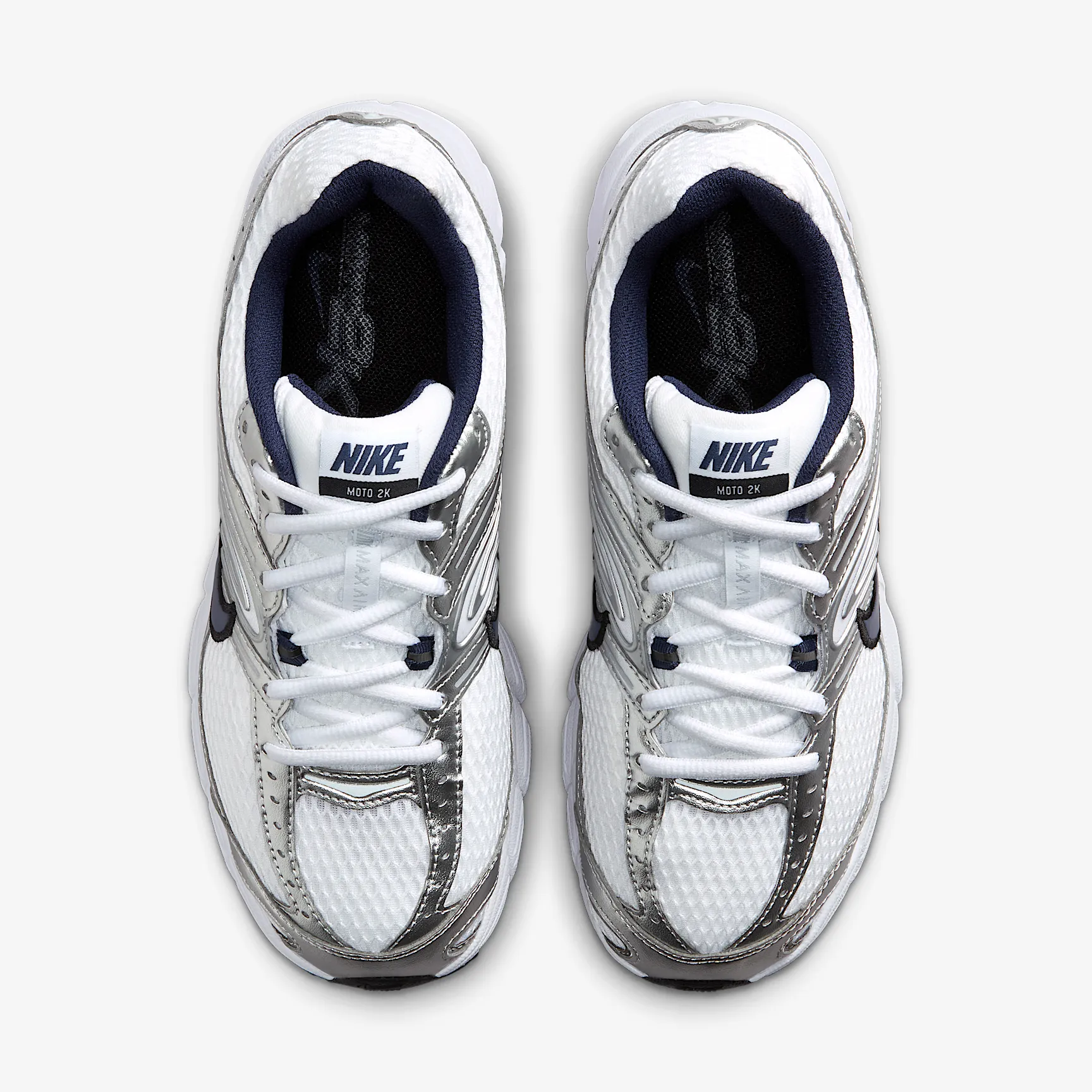 B8B6B4_Nike-Air-Max-Moto-2K-WMNS_WHITE-METALLIC-SILVER_HQ2056-104_img3