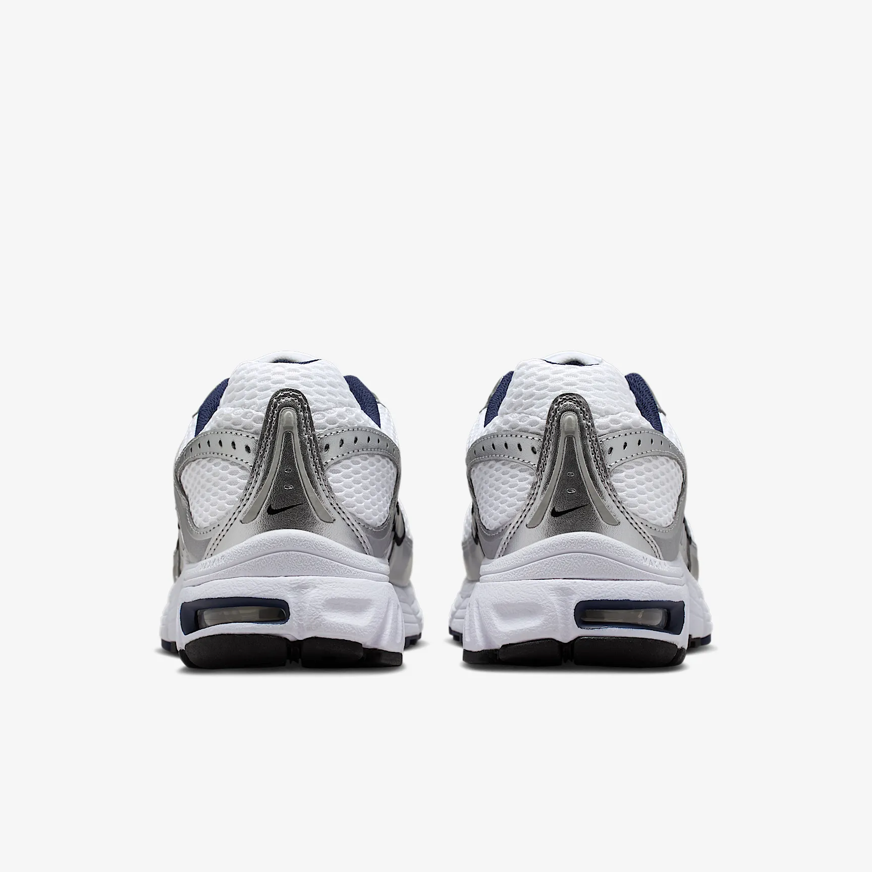 B8B6B4_Nike-Air-Max-Moto-2K-WMNS_WHITE-METALLIC-SILVER_HQ2056-104_img5