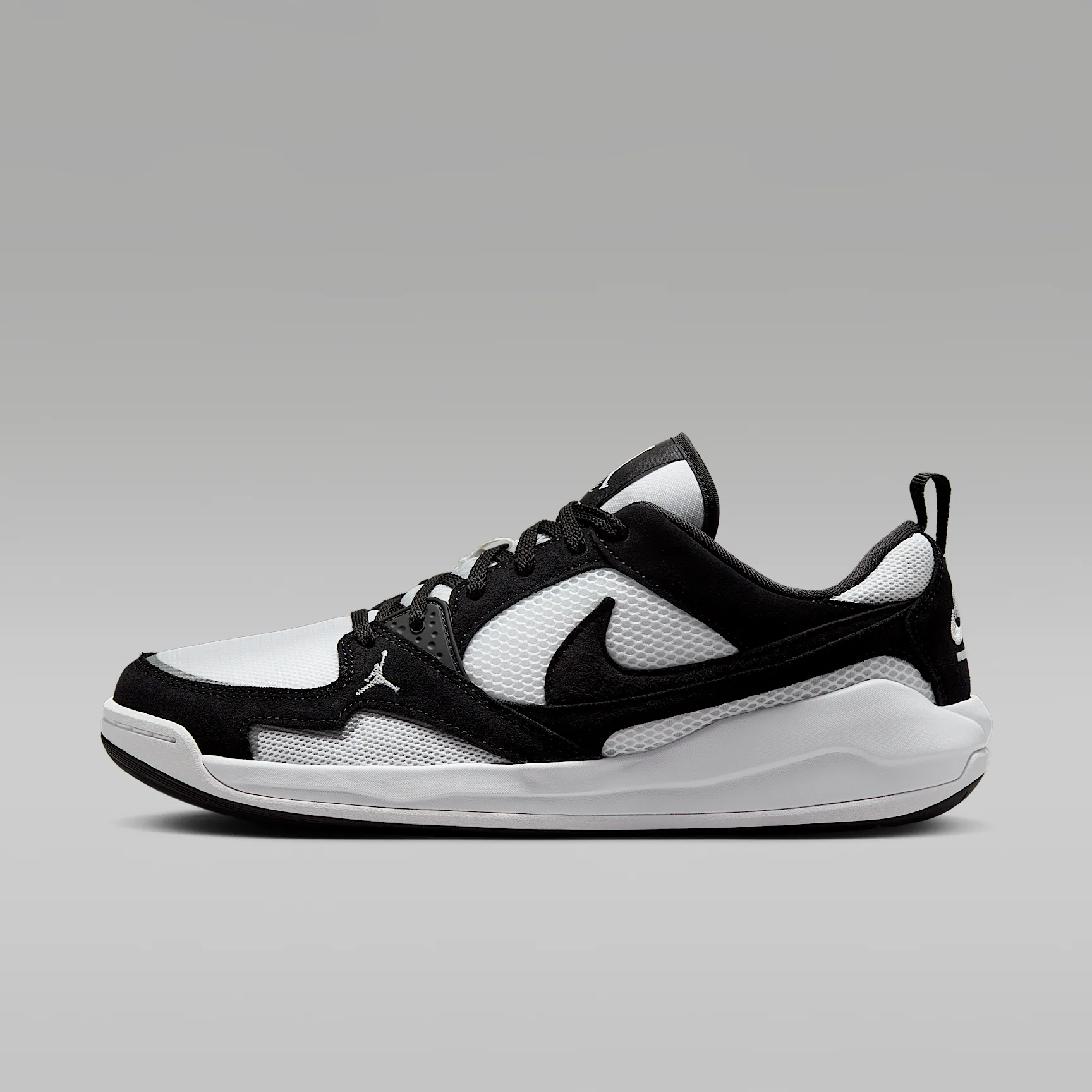 000000_Jordan-CMFT-Era_BLACK-WHITE_HJ6777-001_img0