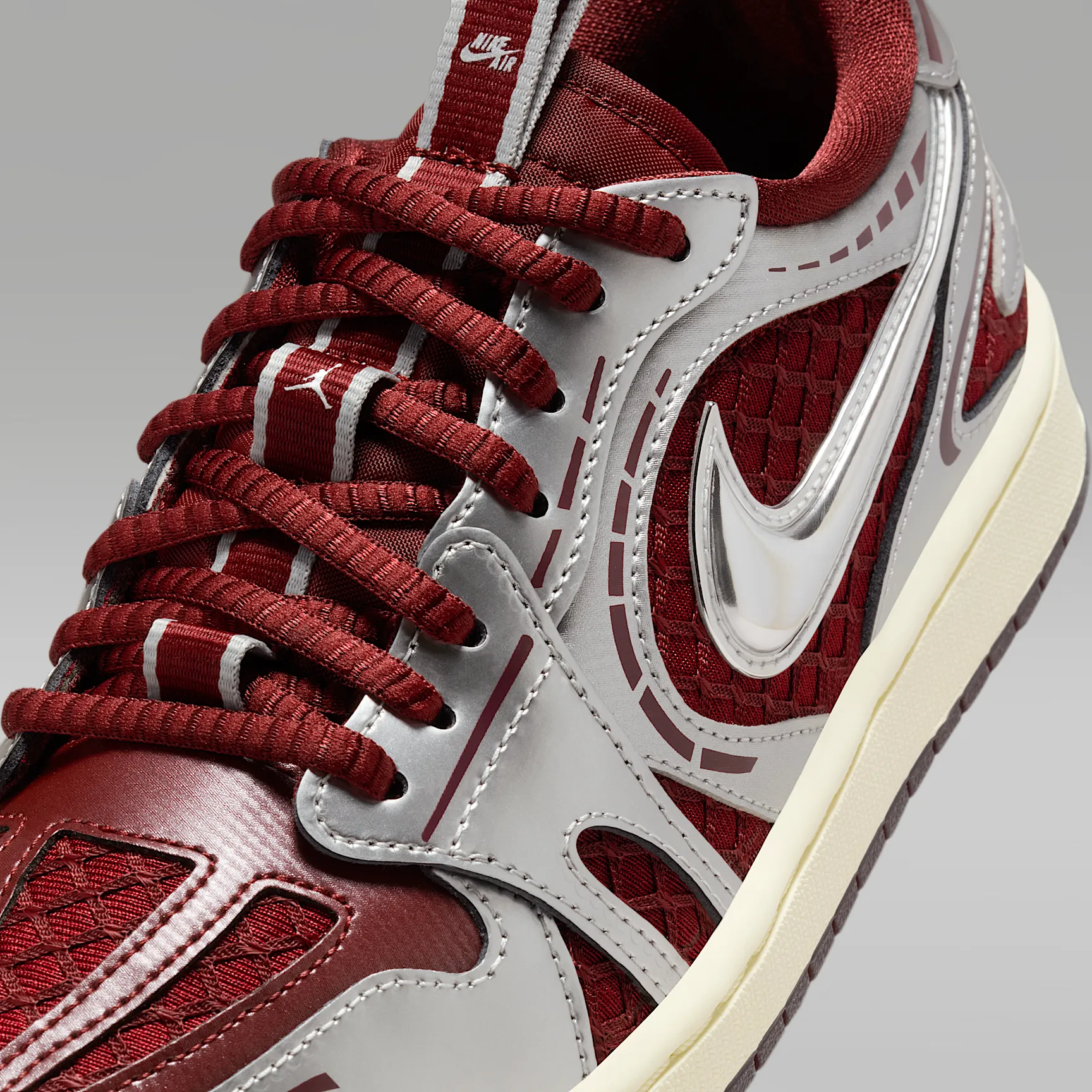 7F4441_Air-Jordan-1-Low-Method-of-Make-WMNS_DARK-TEAM-RED_HQ2186-600_img6