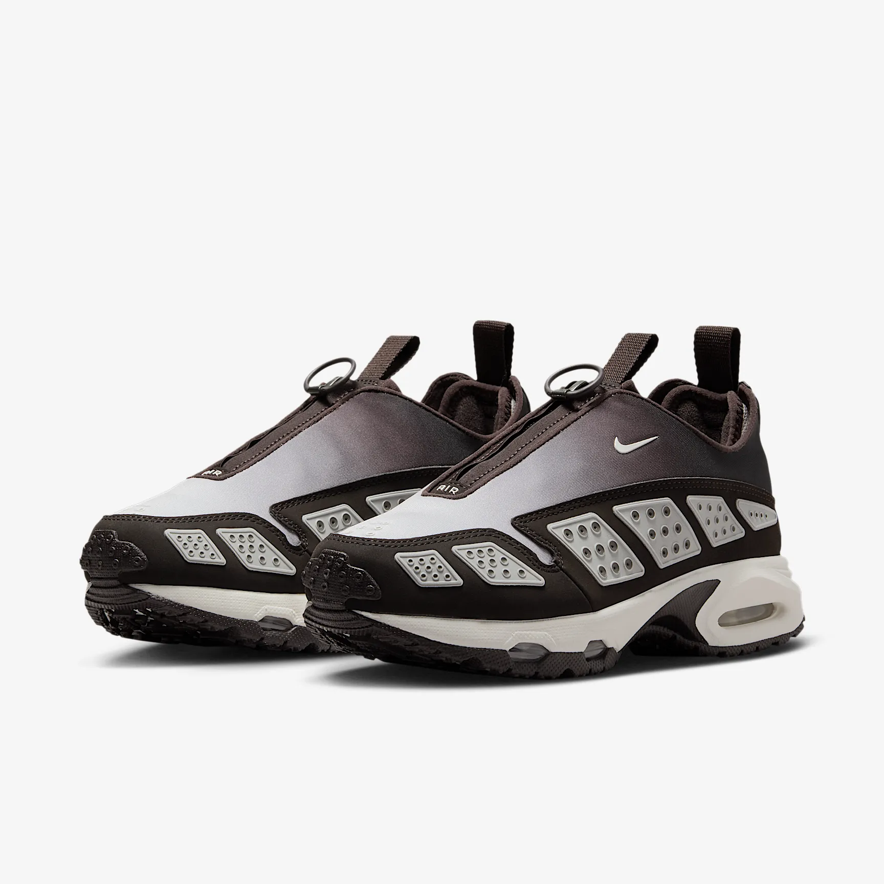 000000_Nike-Air-Max-SNDR-WMNS_VELVET-BROWN_HJ8080-200_img4