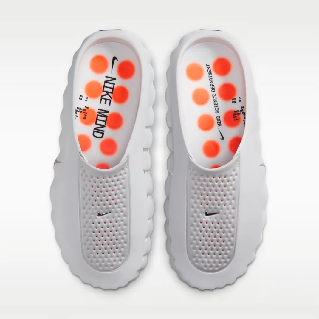 Nike Mind 001 