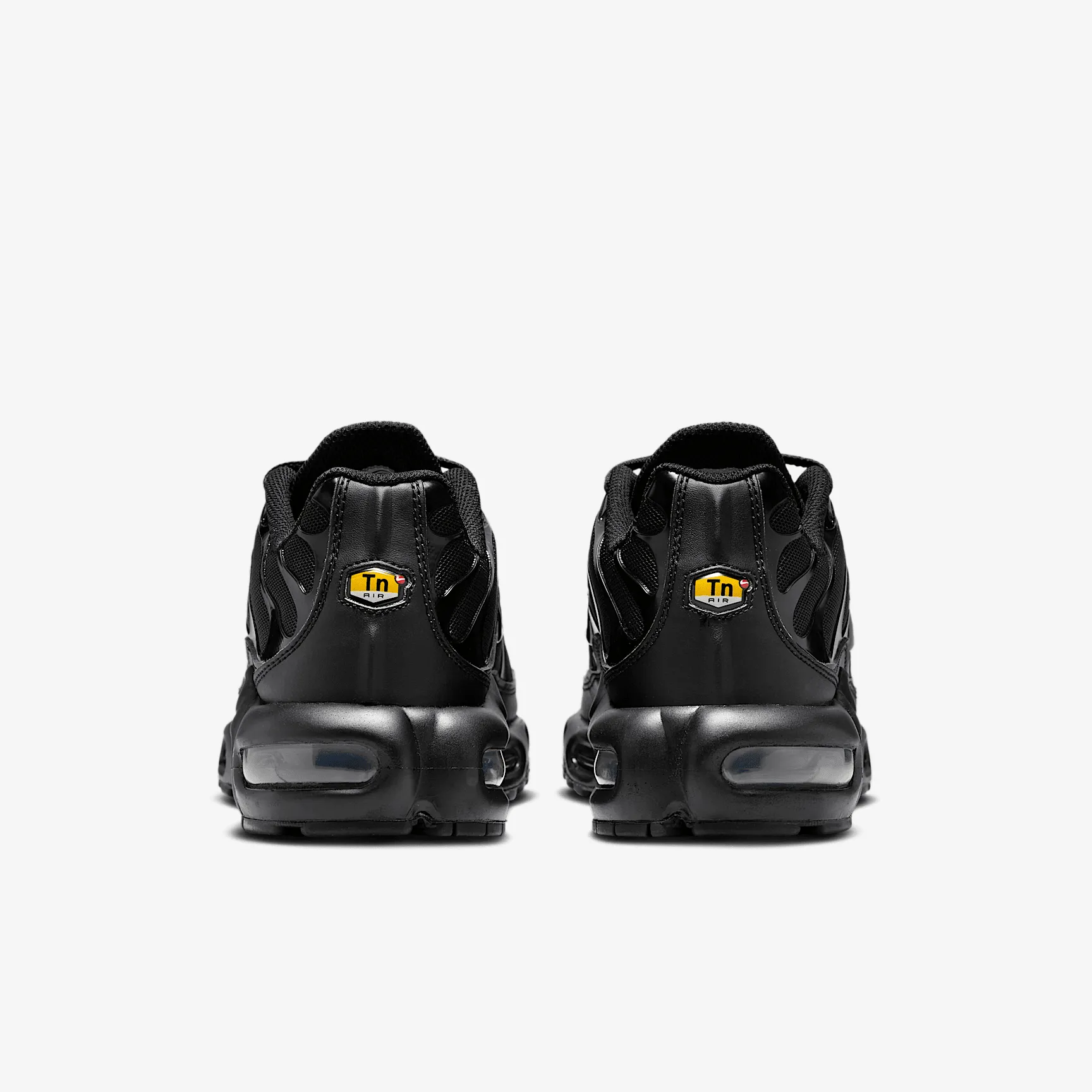 000000_Nike-Air-Max-Plus-WMNS_TRIPLE-BLACK_DM2362-002_img5