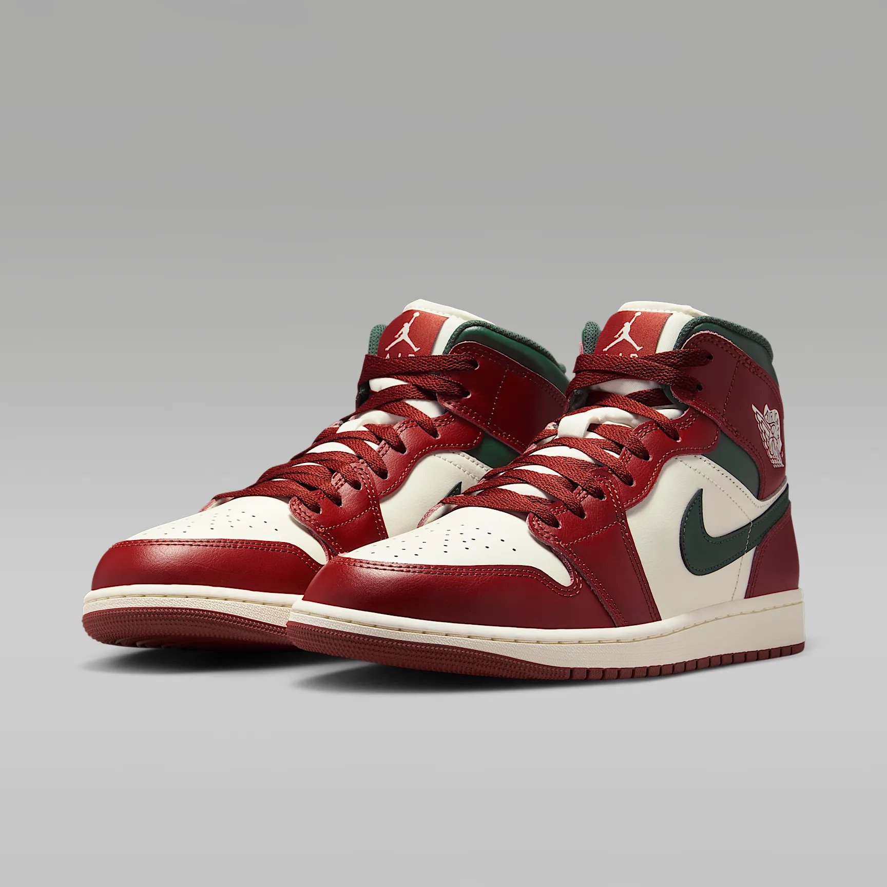 661415_Air-Jordan-1-Mid_REDSTONE-MIDNIGHT-GREEN_DQ8426-105_img4
