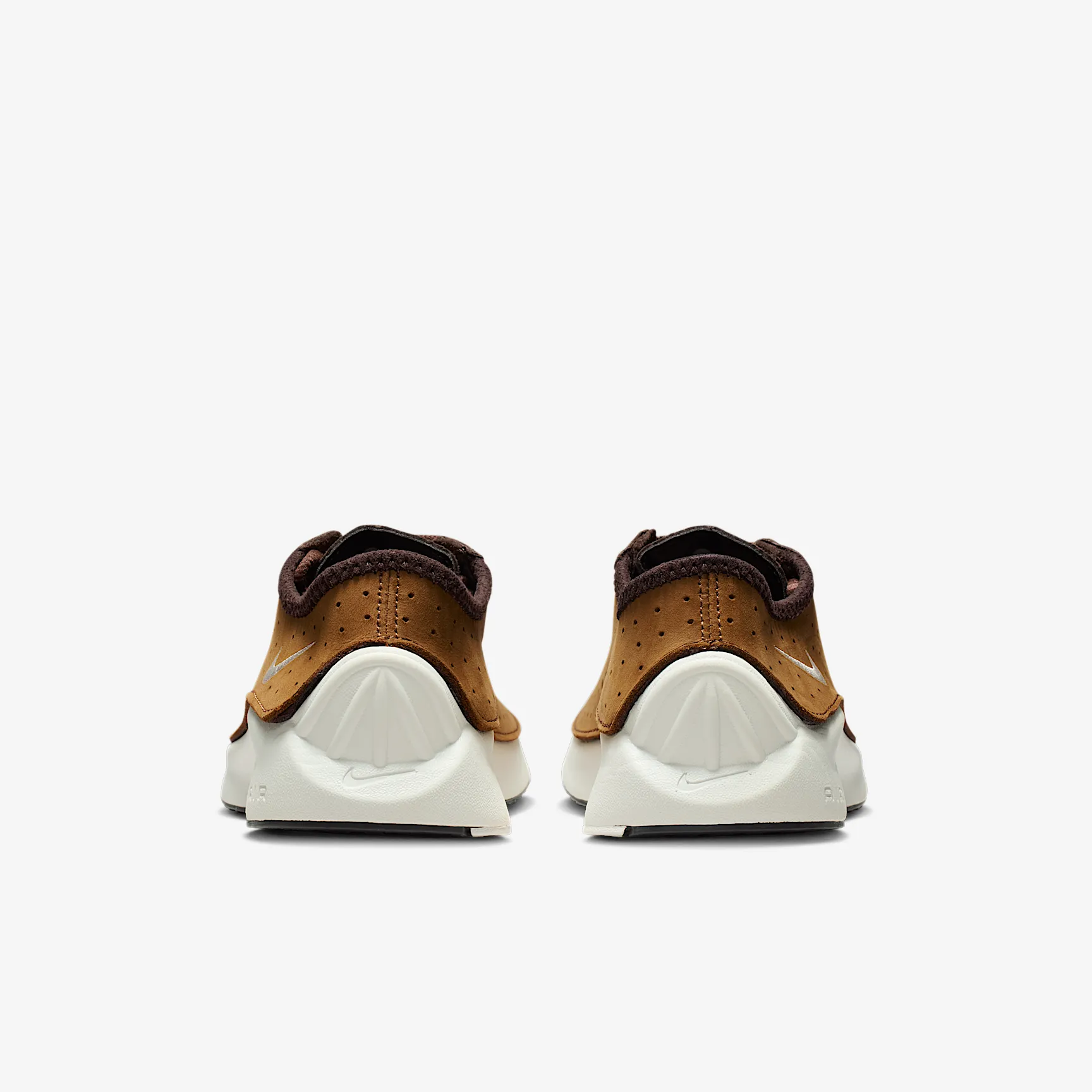 8D653A_Nike-Air-Superfly-WMNS_LIGHT-BRITISH-TAN_HQ7955-201_img5